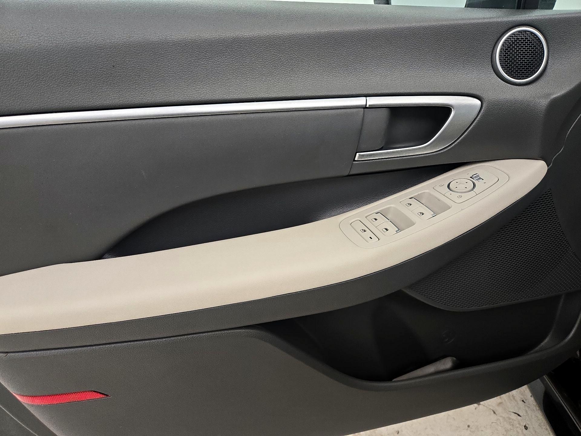 Thumbnail: 2021 Hyundai Sonata - 12