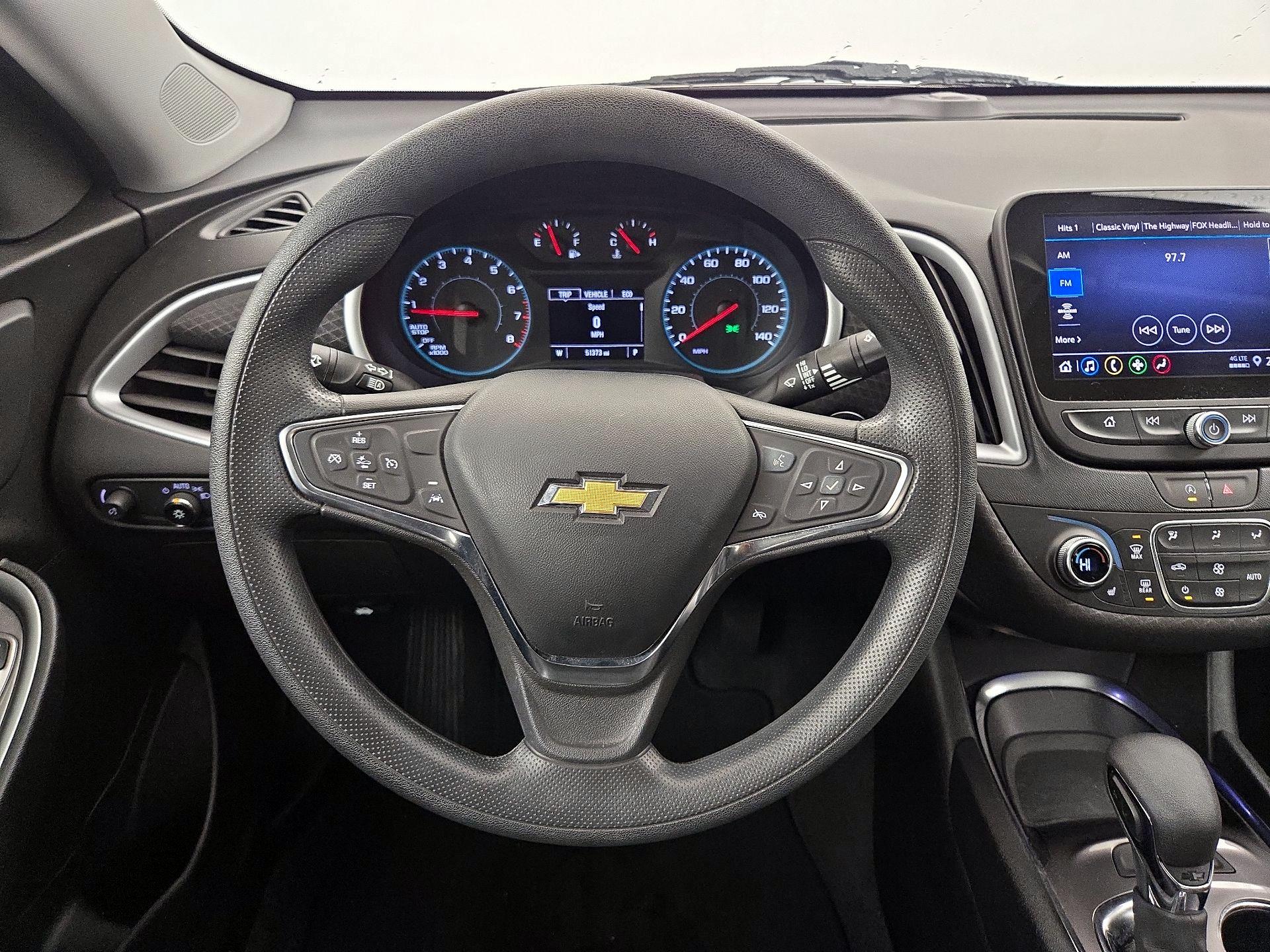 Thumbnail: 2023 Chevrolet Malibu - 10