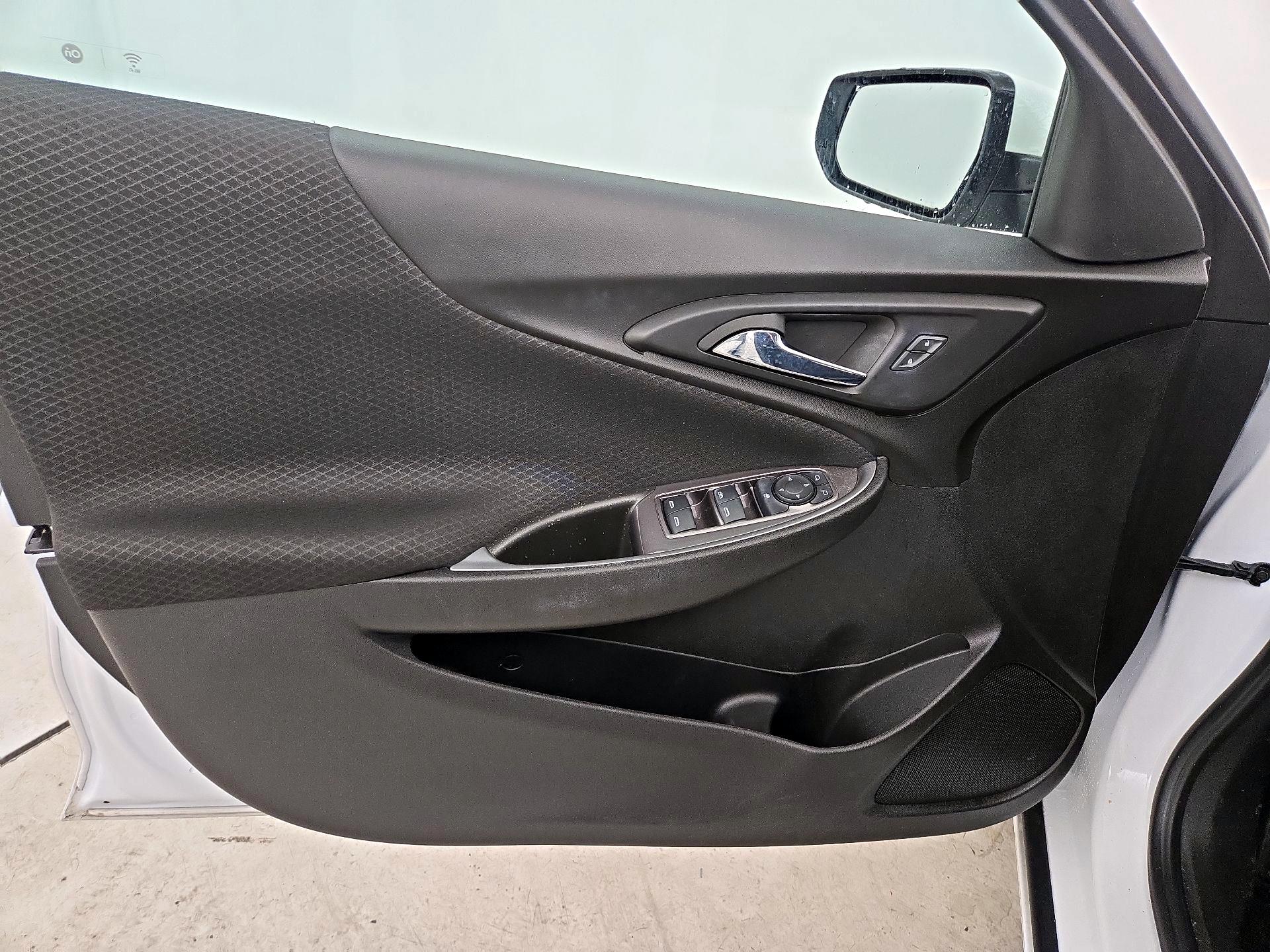 Thumbnail: 2023 Chevrolet Malibu - 12