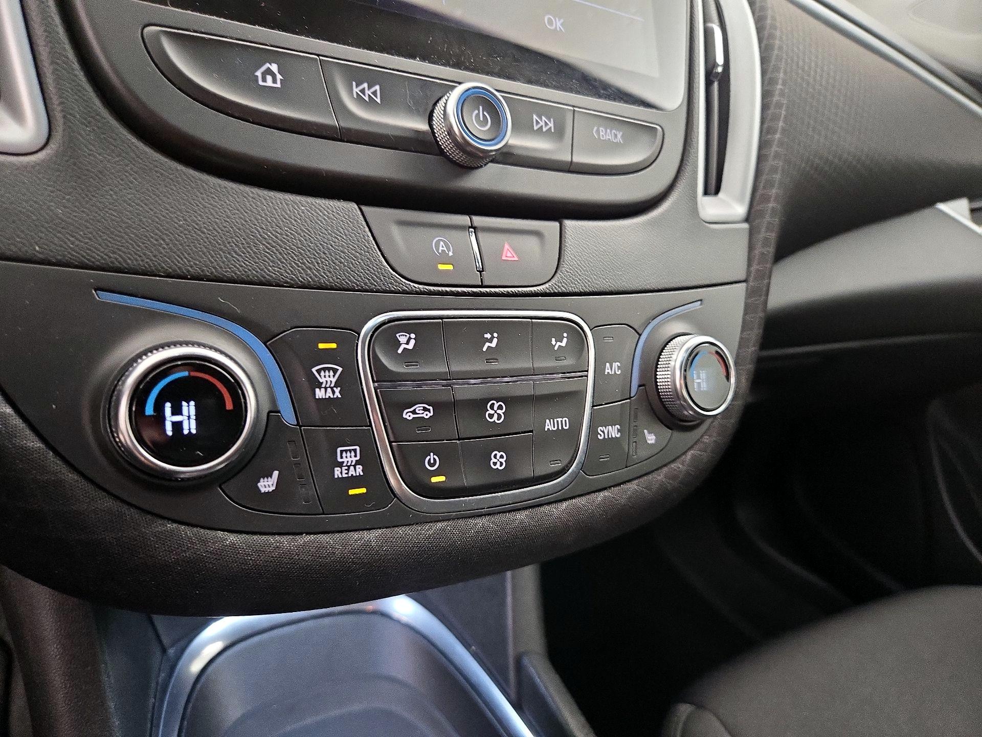 Thumbnail: 2023 Chevrolet Malibu - 16