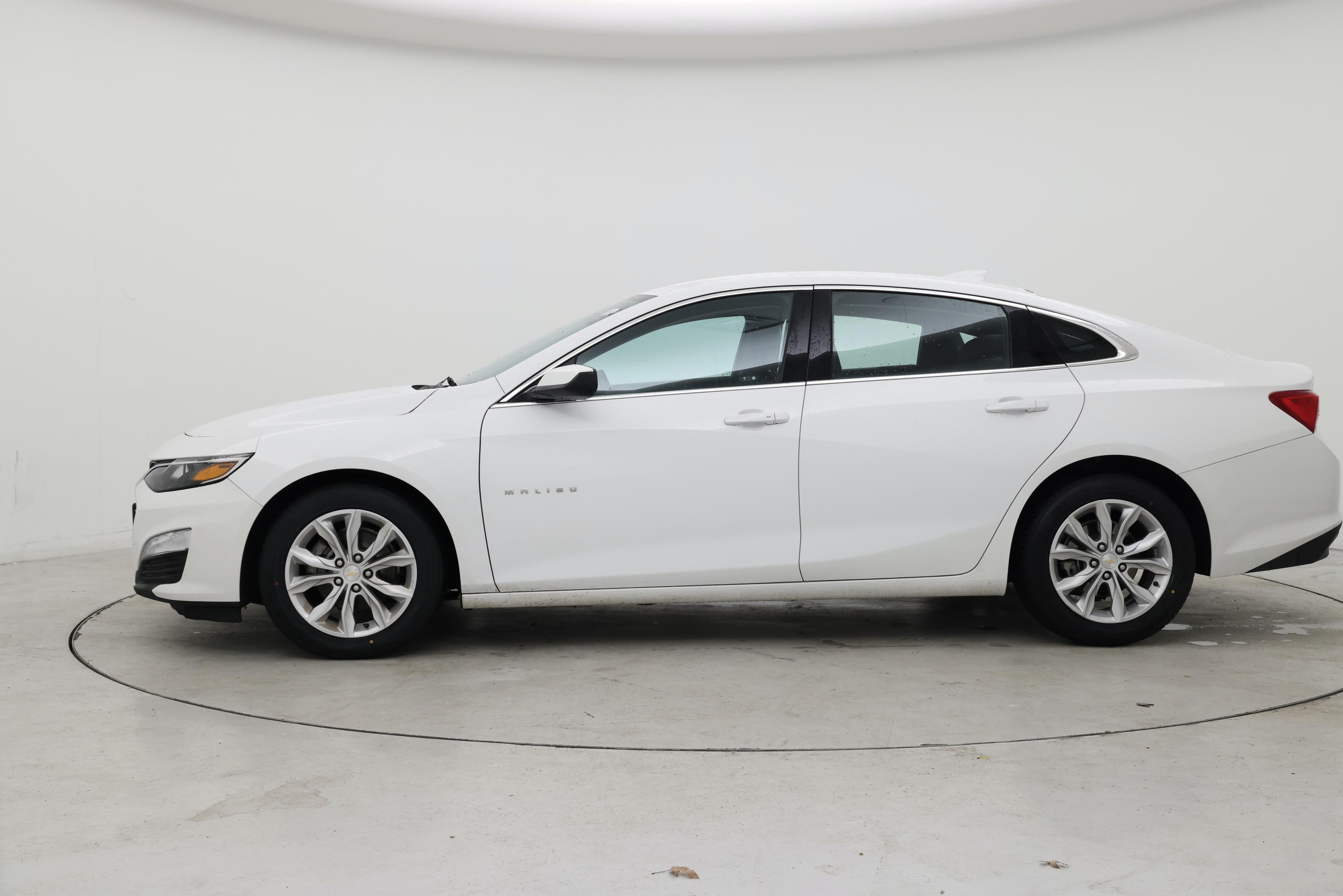 Thumbnail: 2023 Chevrolet Malibu - 3