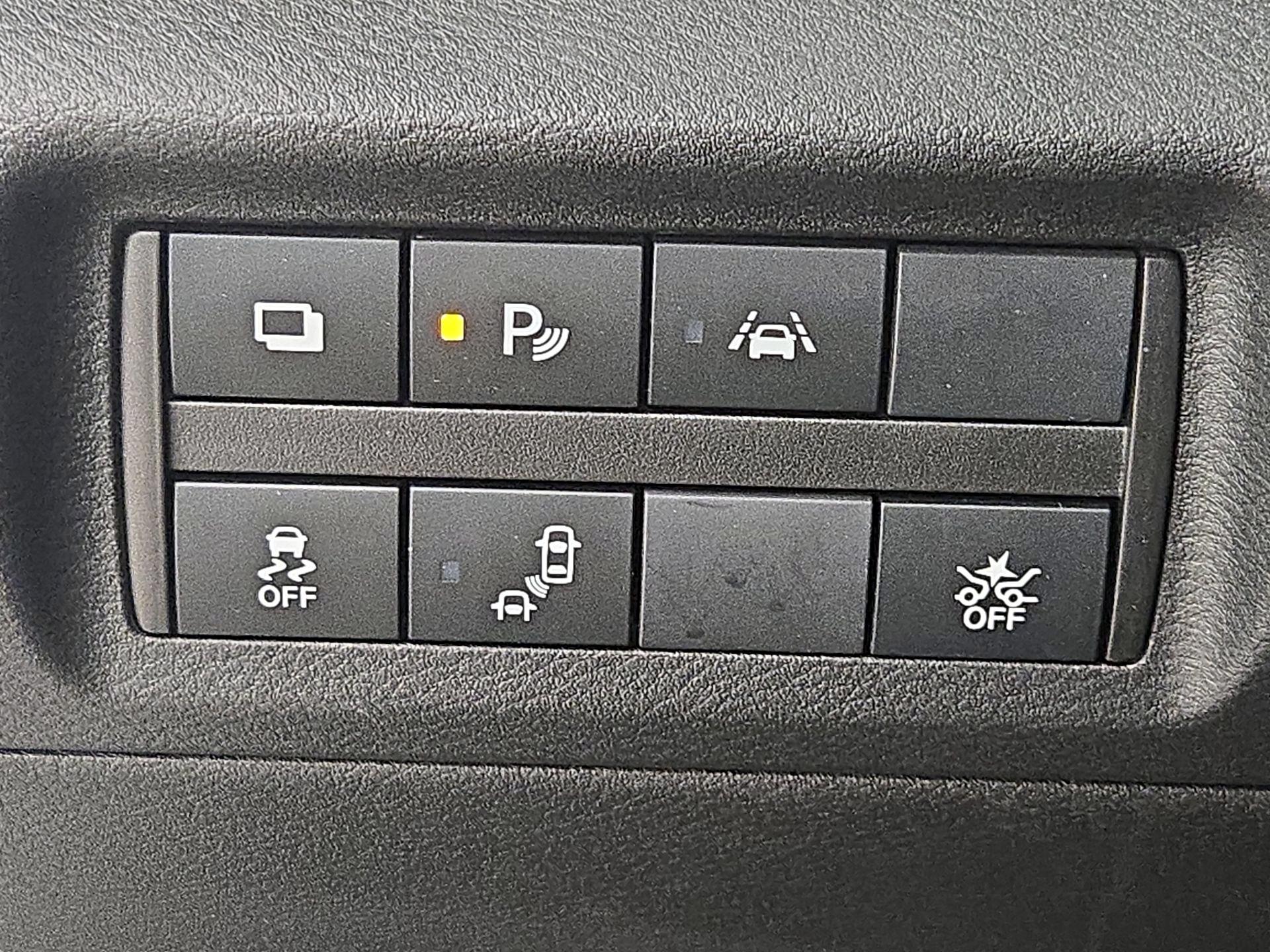 Thumbnail: 2022 Nissan Kicks - 13