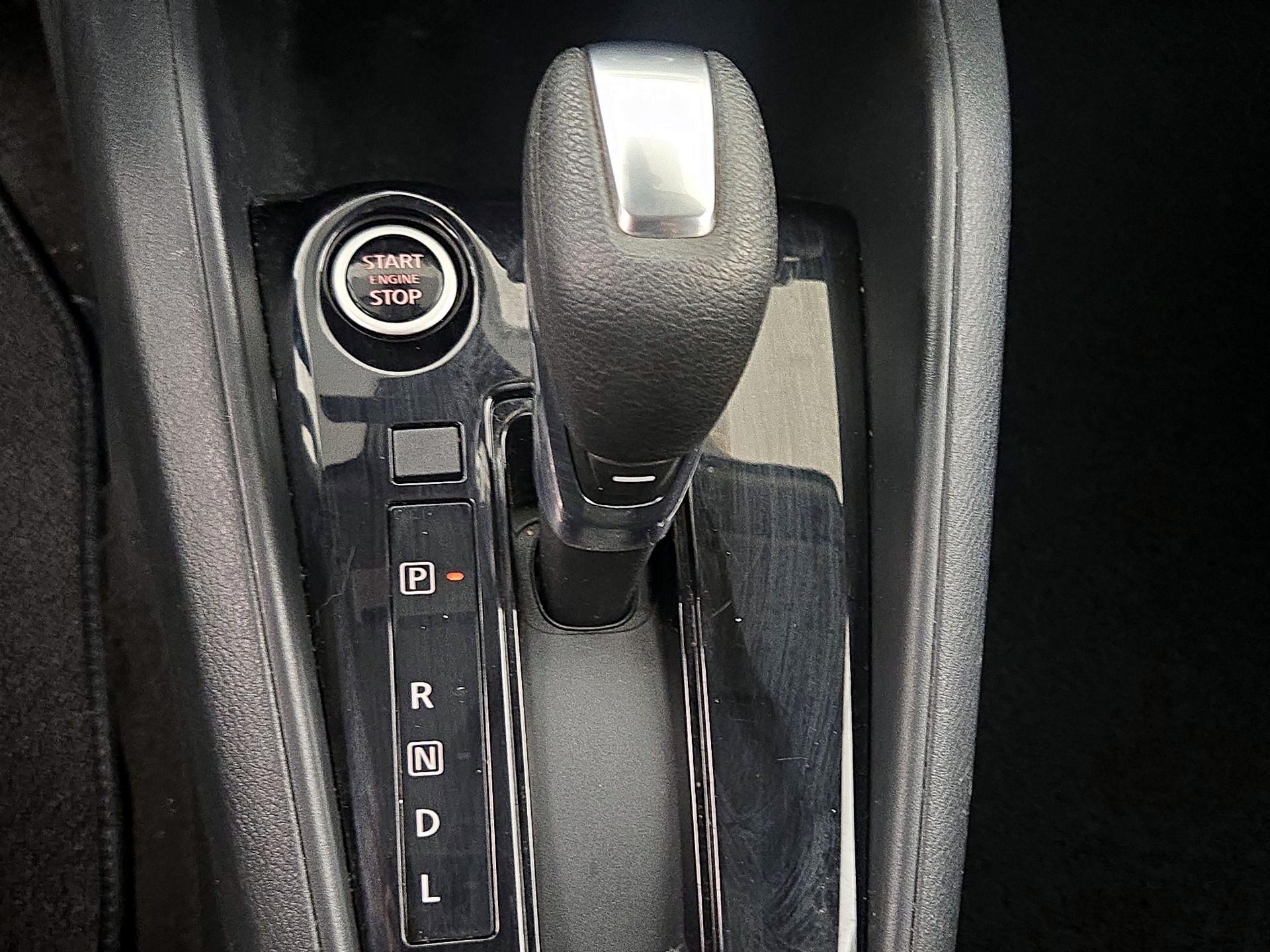 Thumbnail: 2022 Nissan Kicks - 17