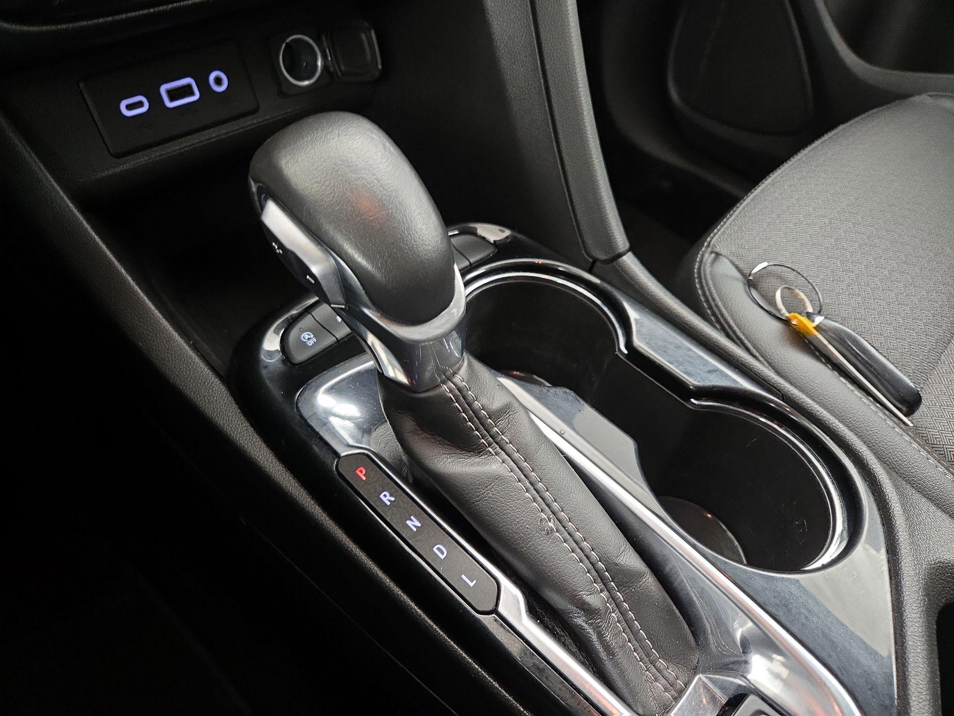 Thumbnail: 2022 Buick Encore GX - 17