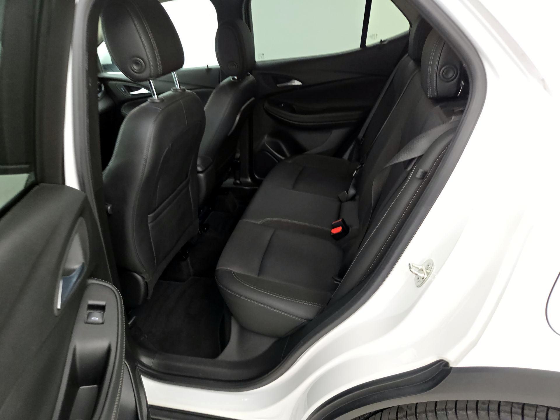 Thumbnail: 2022 Buick Encore GX - 19