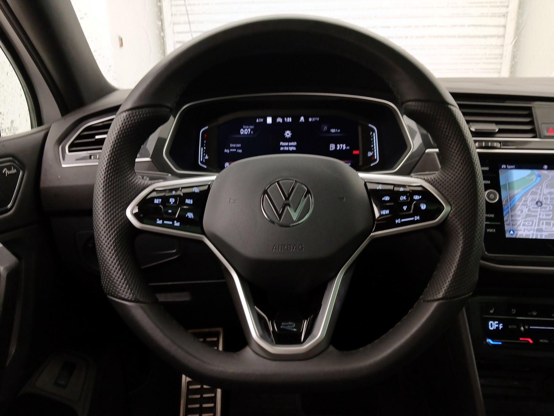 Thumbnail: 2024 Volkswagen Tiguan - 10