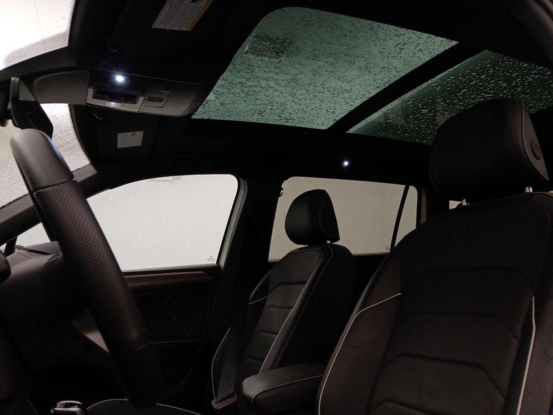 Thumbnail: 2024 Volkswagen Tiguan - 20