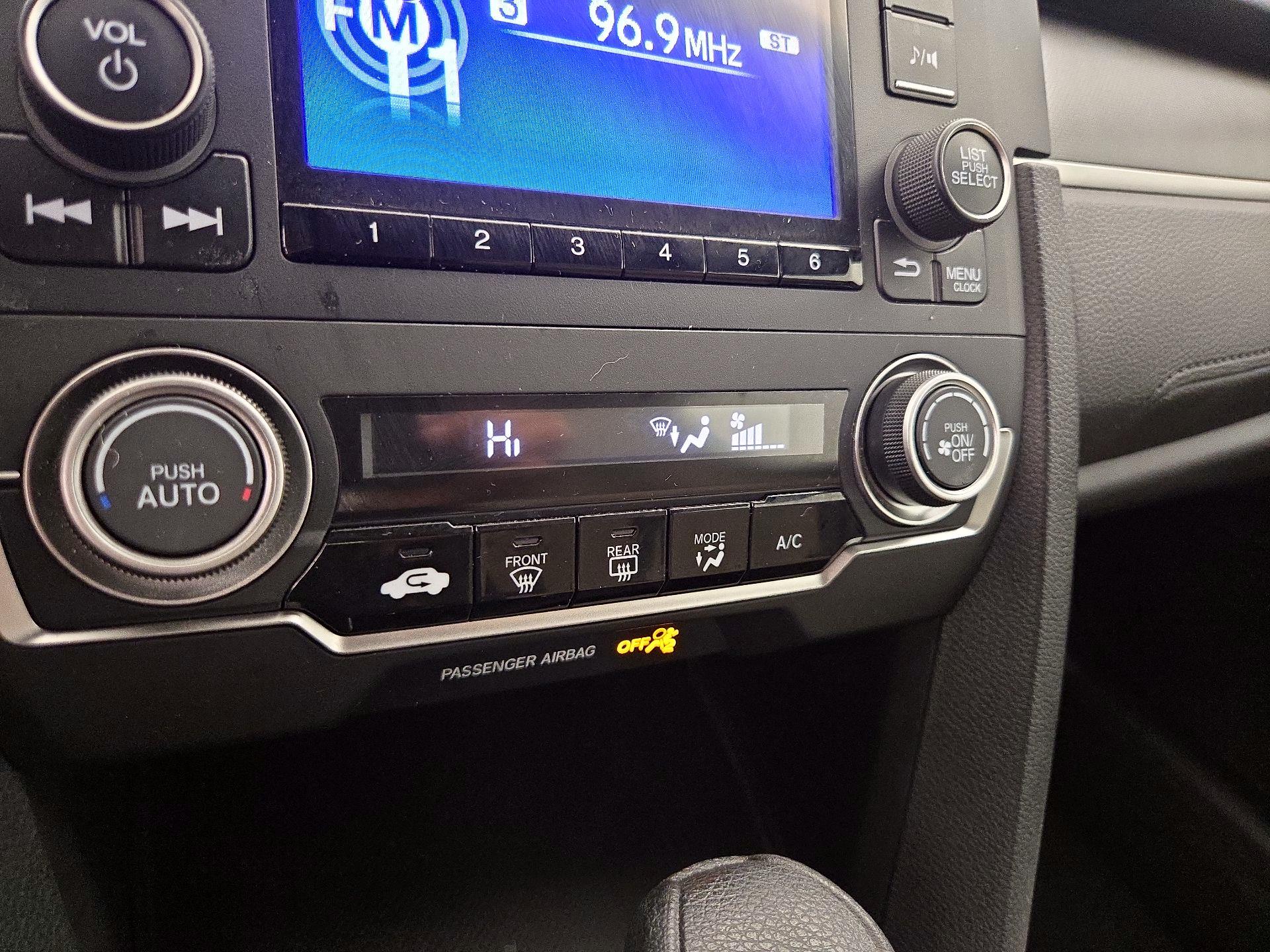 Thumbnail: 2017 Honda Civic - 16