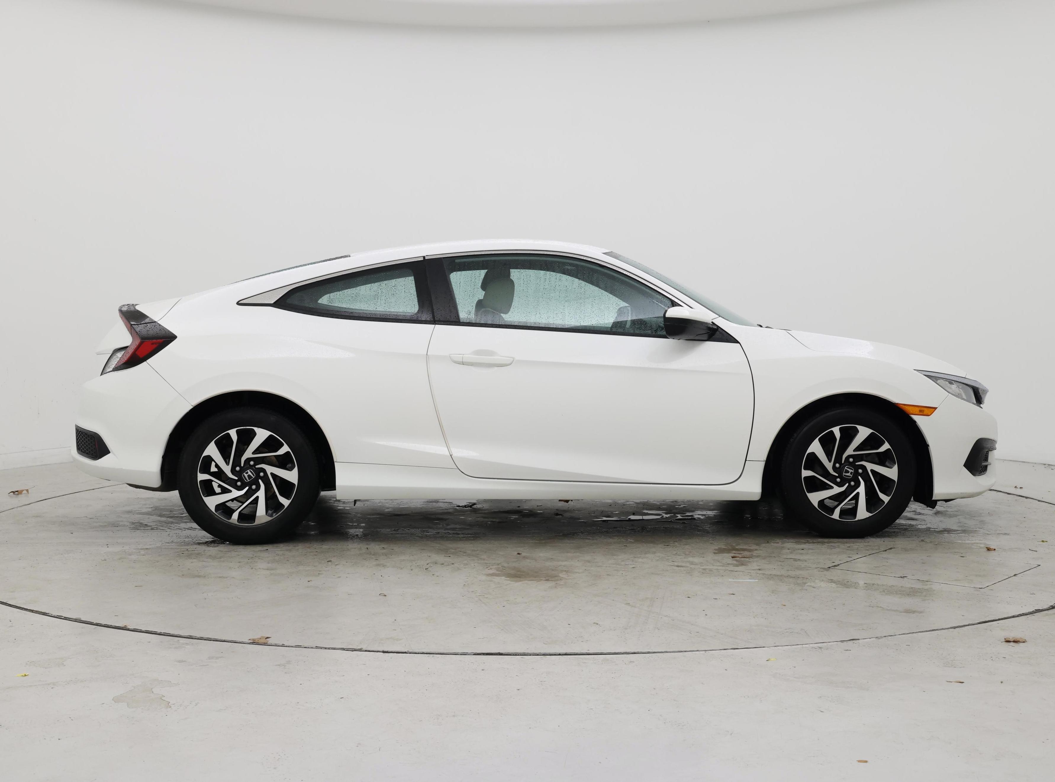 Thumbnail: 2017 Honda Civic - 7