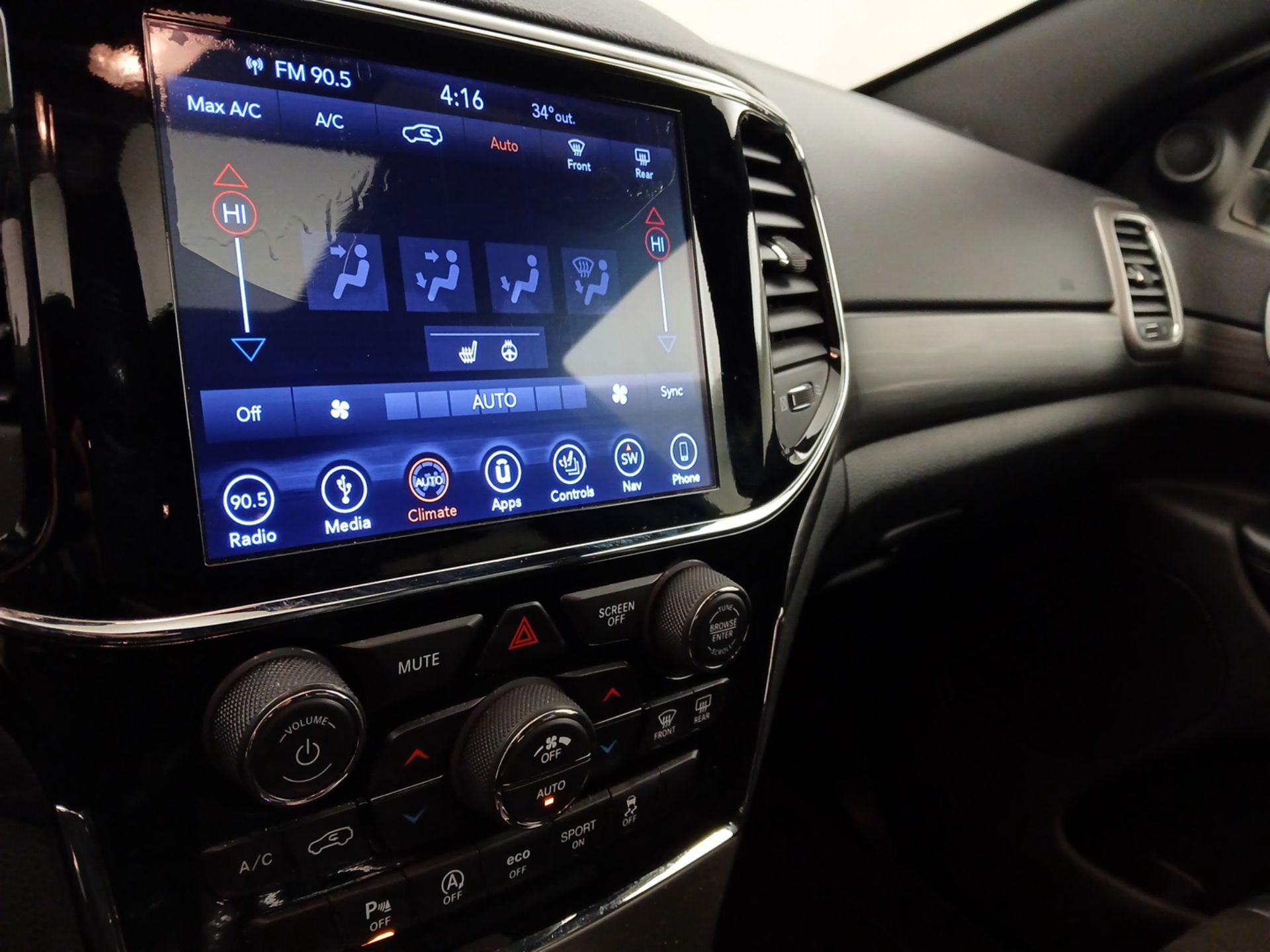 Thumbnail: 2019 Jeep Grand Cherokee - 17