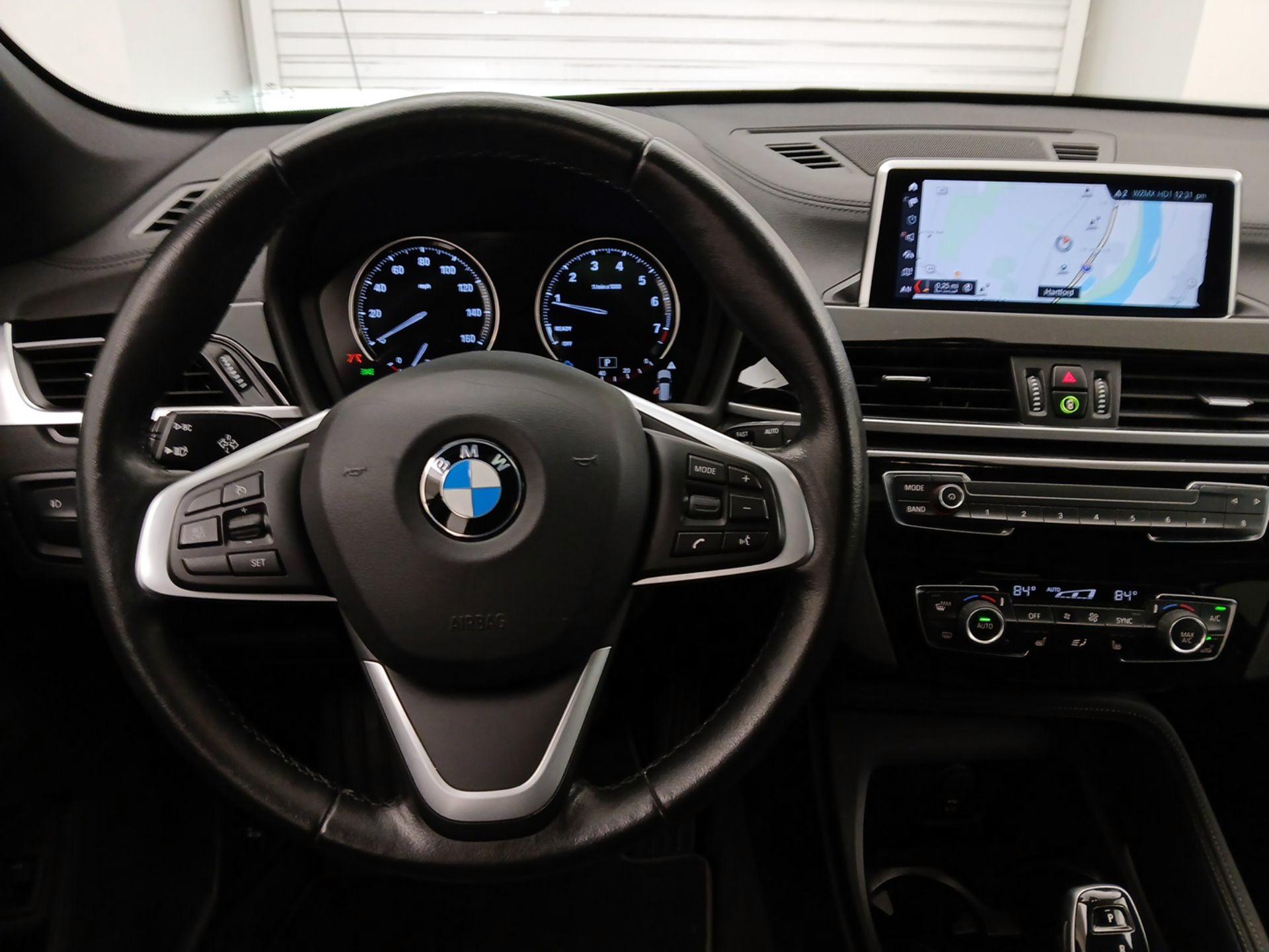 Thumbnail: 2020 BMW X1 - 10