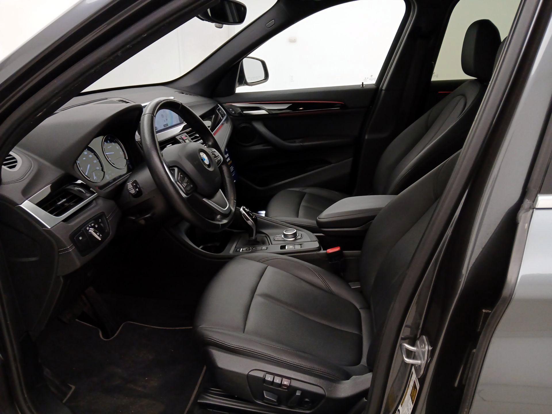 Thumbnail: 2020 BMW X1 - 11