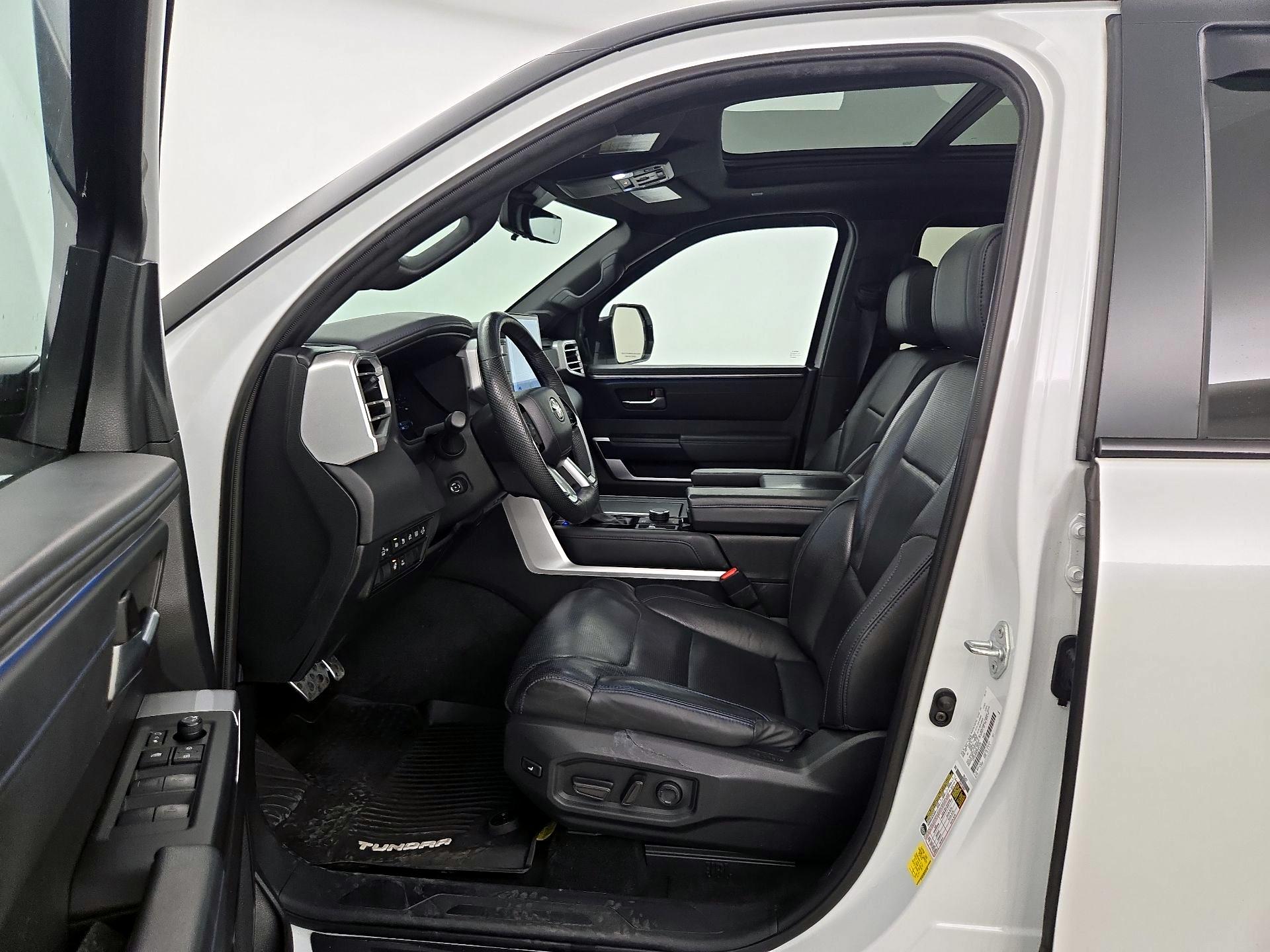 Thumbnail: 2024 Toyota Tundra - 11