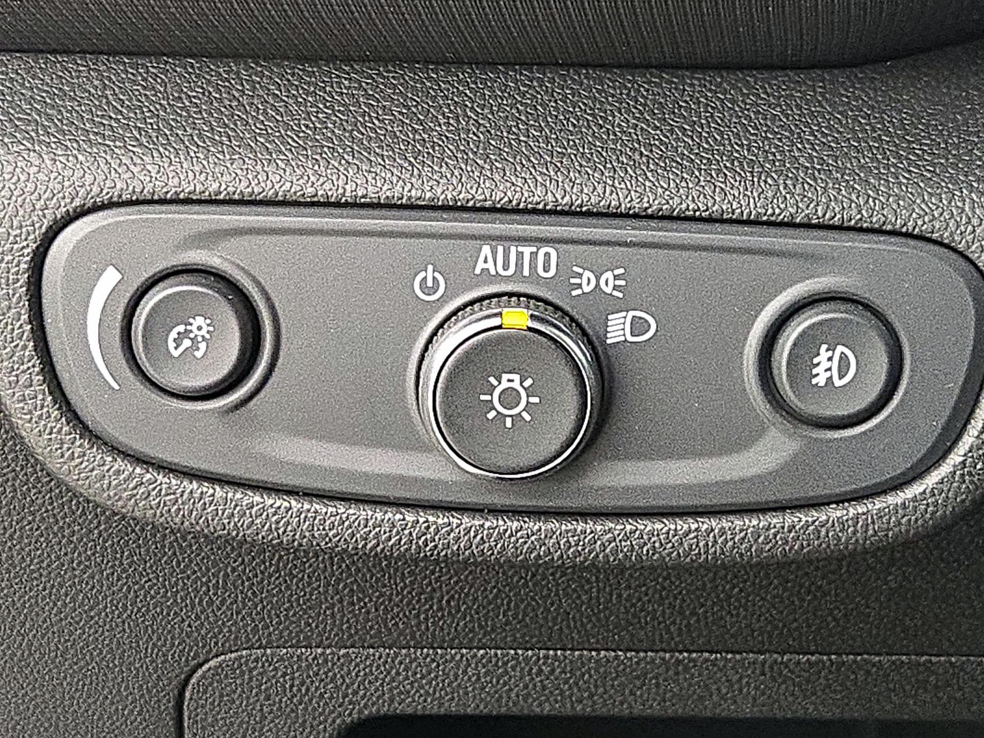 Thumbnail: 2023 Chevrolet TrailBlazer - 13