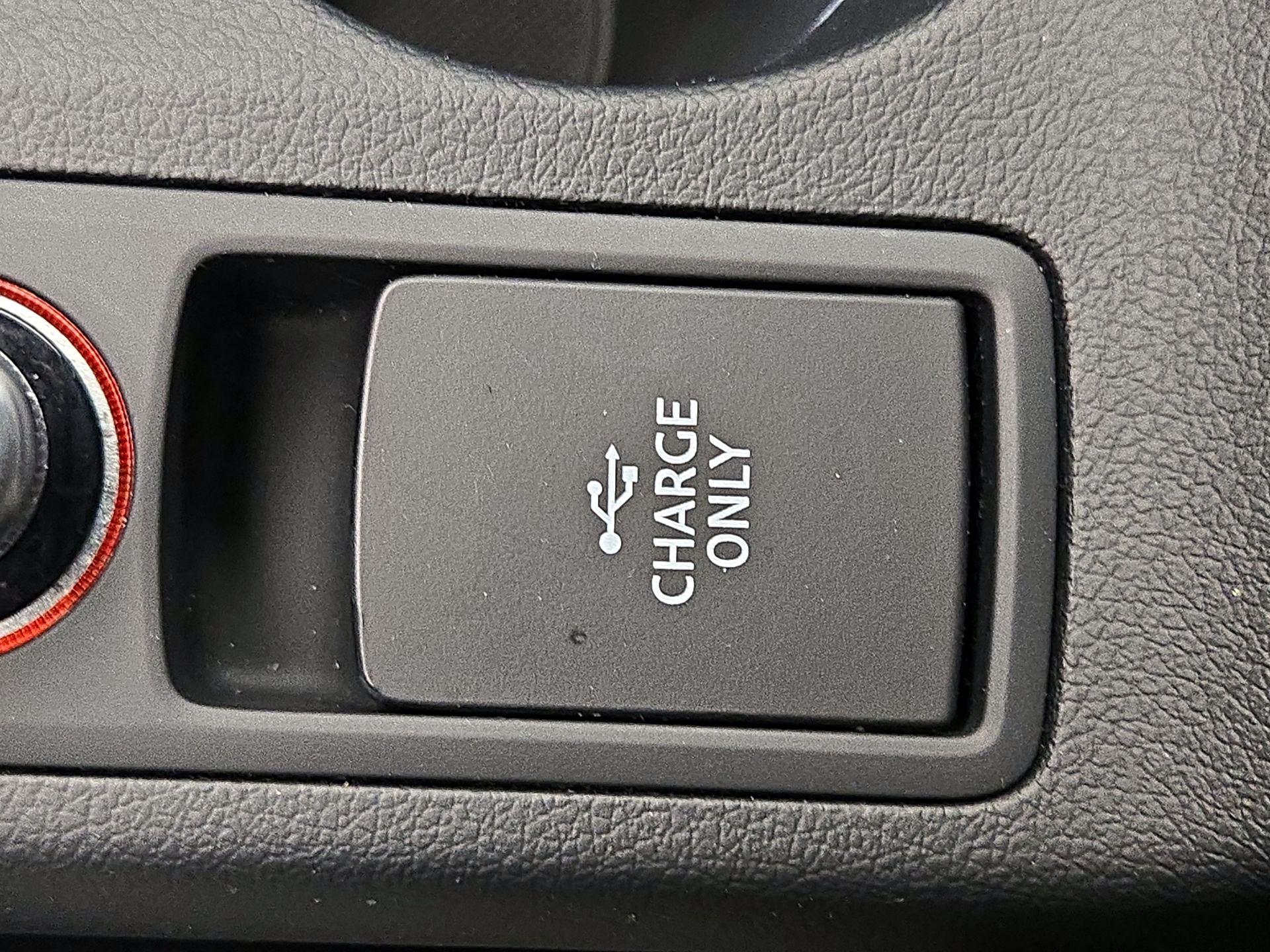 Thumbnail: 2018 Audi Q3 - 18