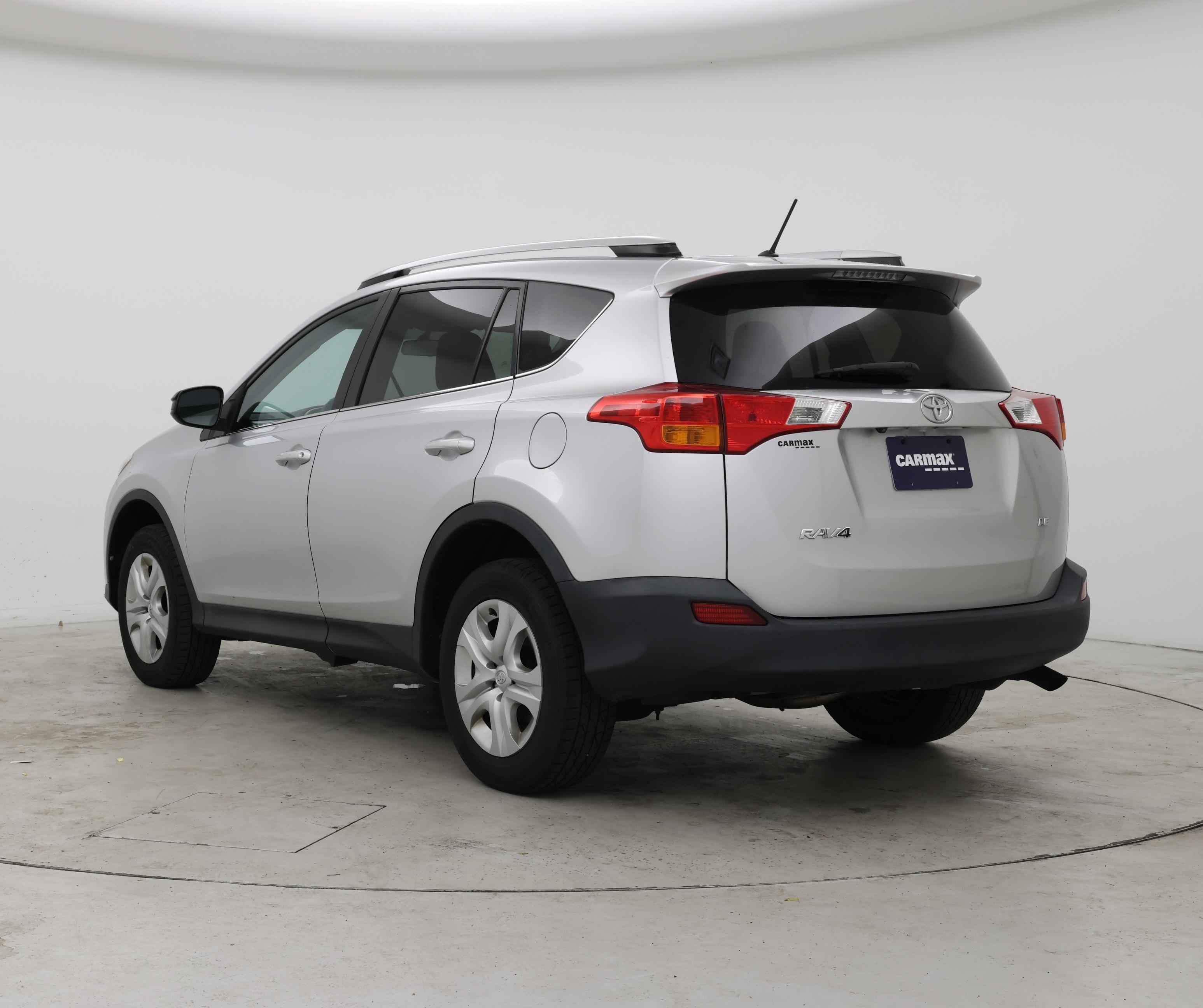 Thumbnail: 2015 Toyota RAV4 - 2
