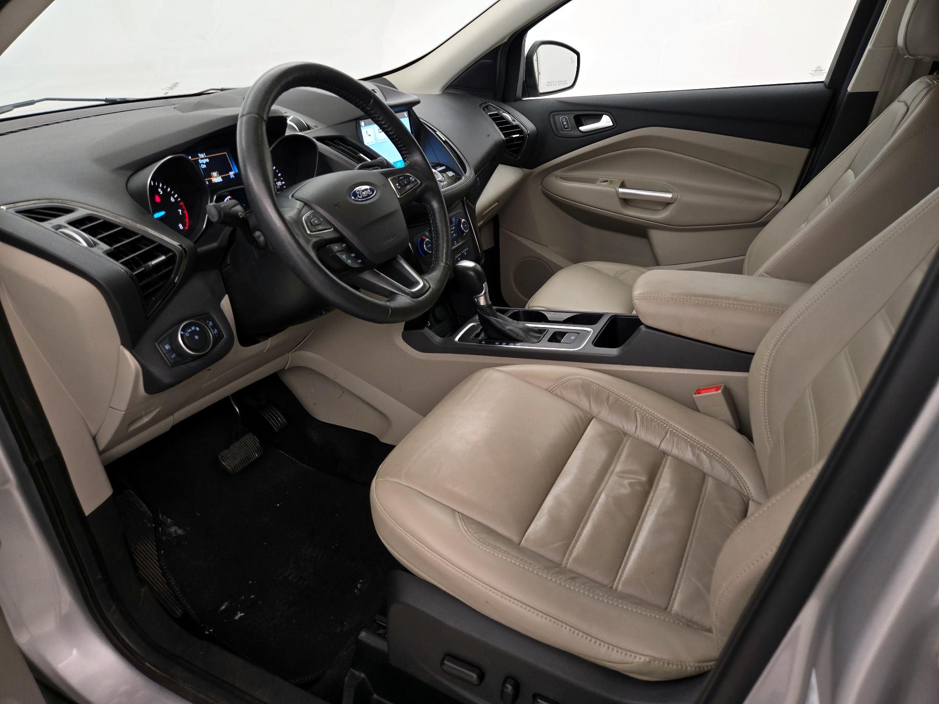 Thumbnail: 2017 Ford Escape - 11