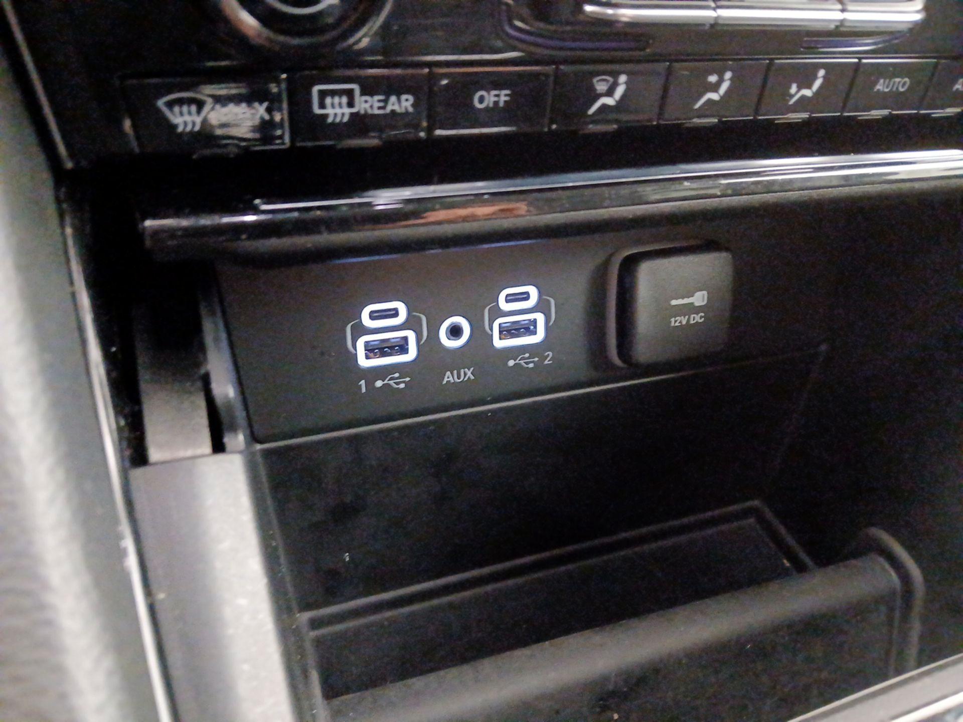 Thumbnail: 2023 Jeep Grand Cherokee - 18