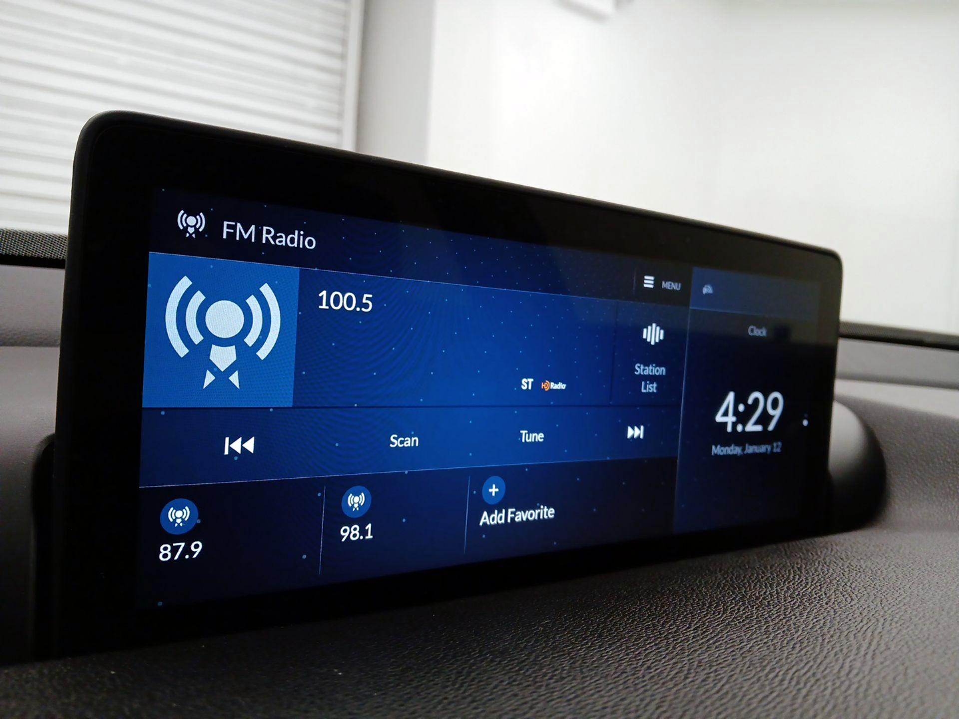 Thumbnail: 2023 Acura TLX - 15