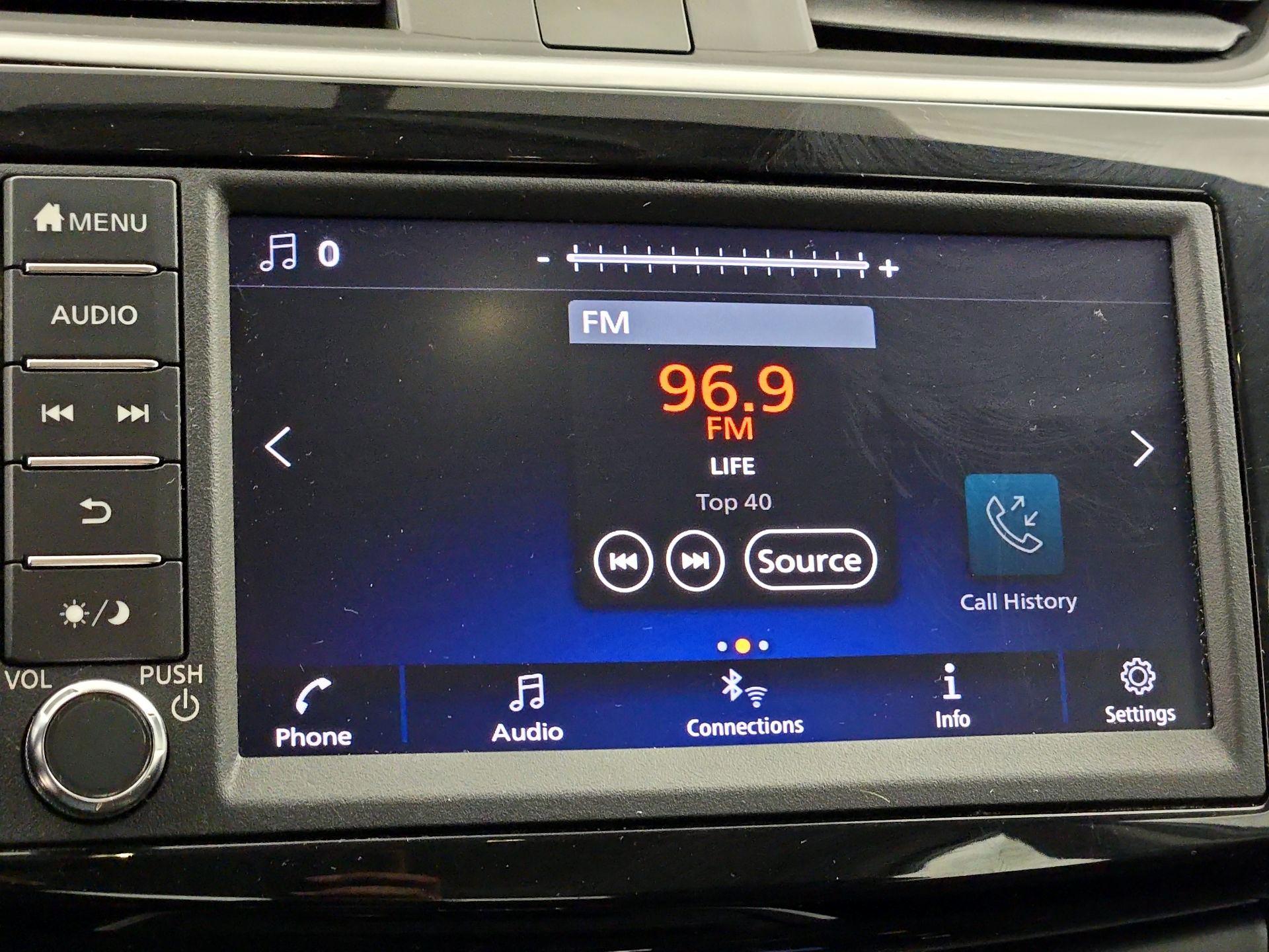 Thumbnail: 2019 Nissan Sentra - 15