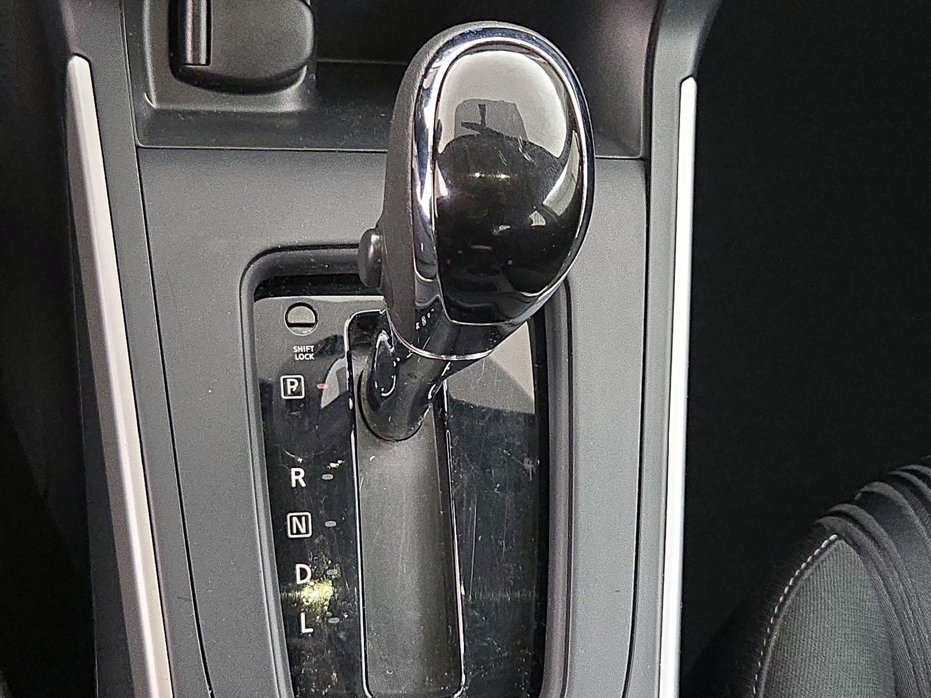 Thumbnail: 2019 Nissan Sentra - 17