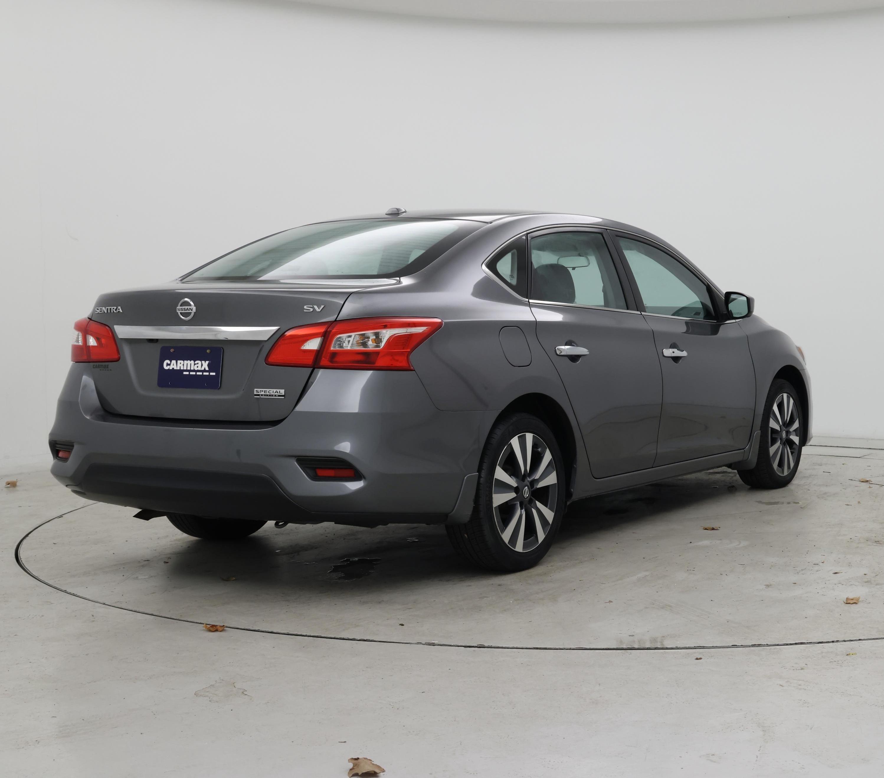 Thumbnail: 2019 Nissan Sentra - 8