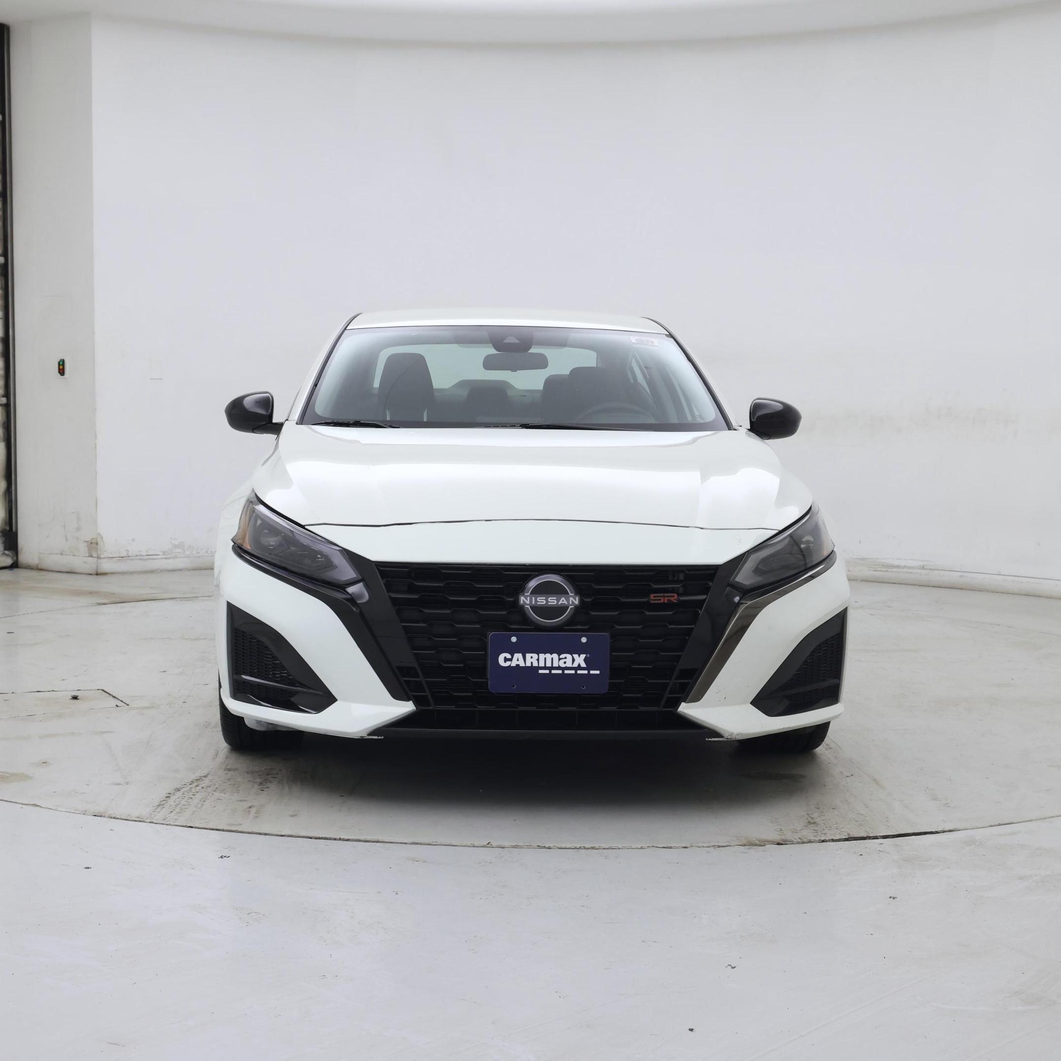 Thumbnail: 2023 Nissan Altima - 5