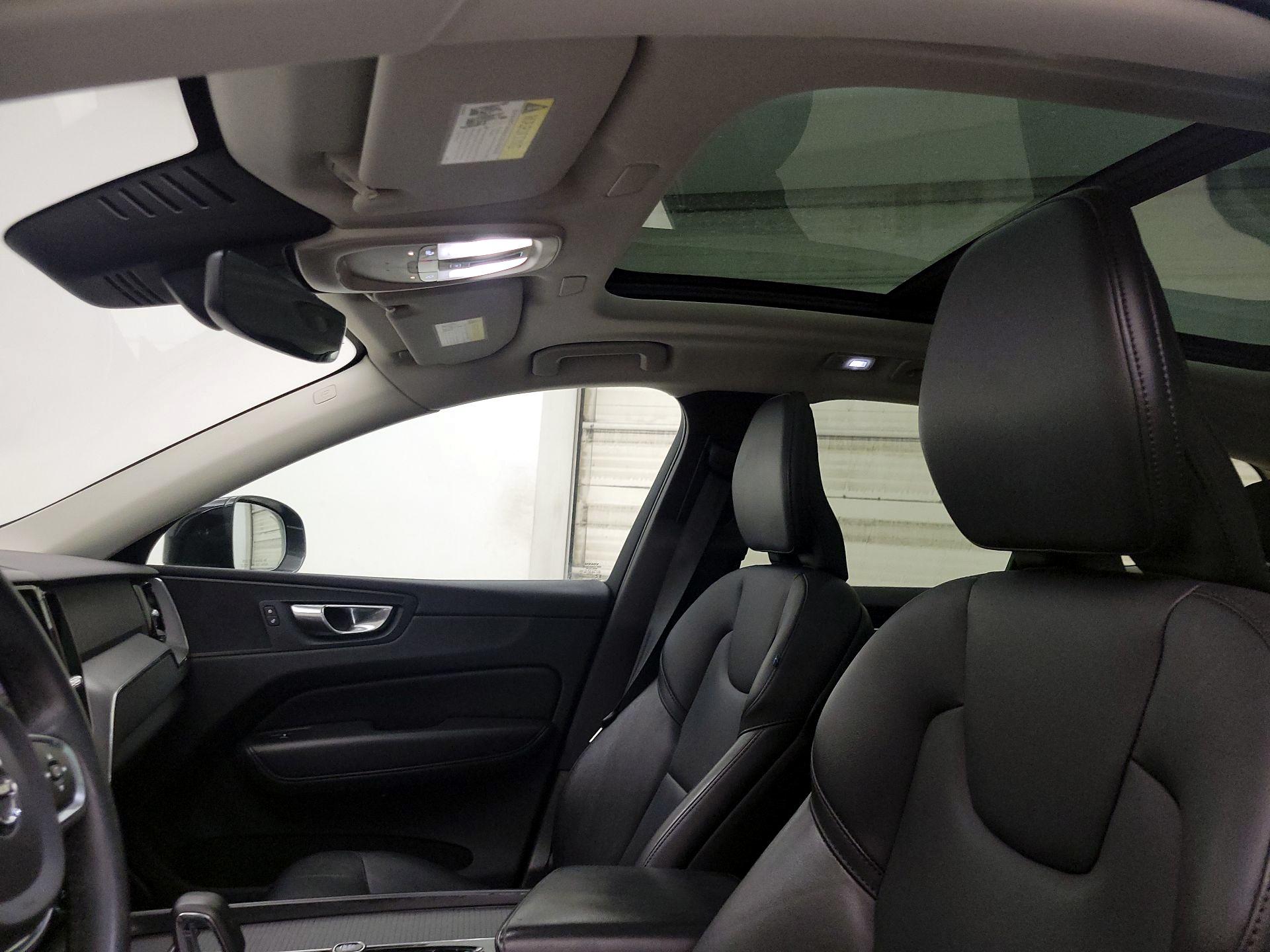 Thumbnail: 2023 Volvo XC60 - 19