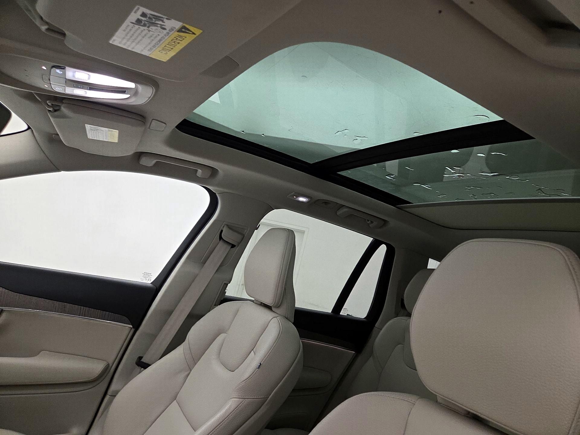 Thumbnail: 2023 Volvo XC90 - 20