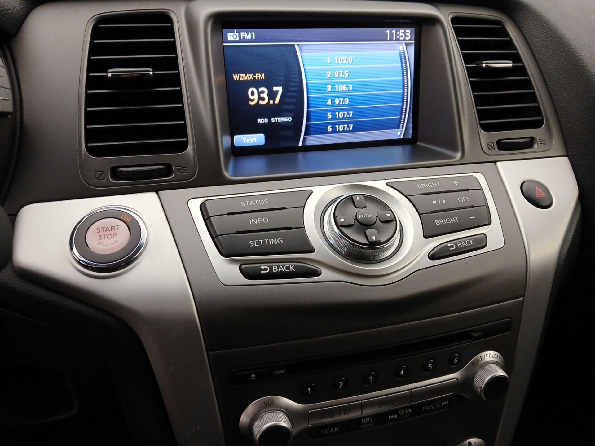 Thumbnail: 2014 Nissan Murano - 15