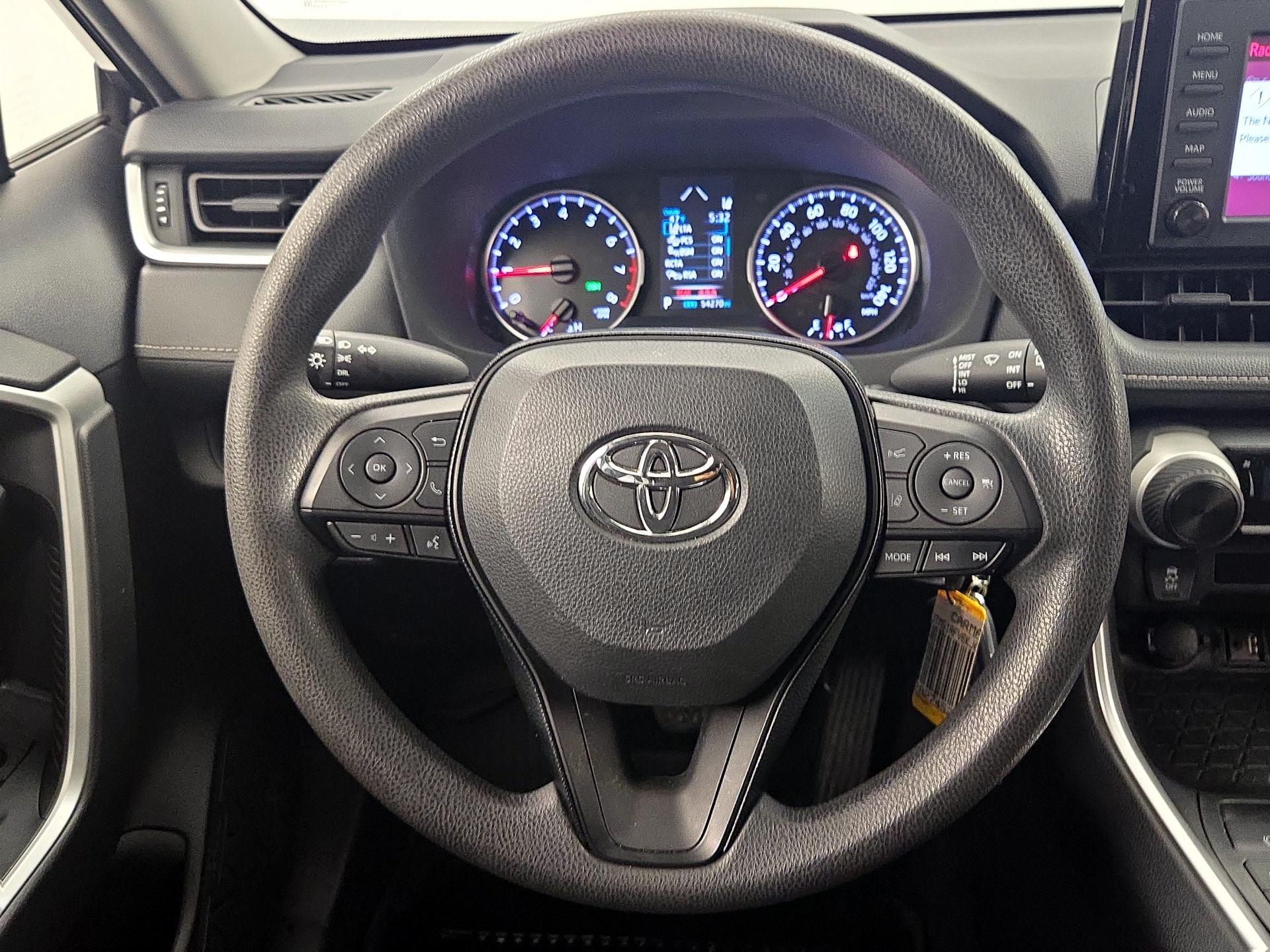 Thumbnail: 2019 Toyota RAV4 - 10