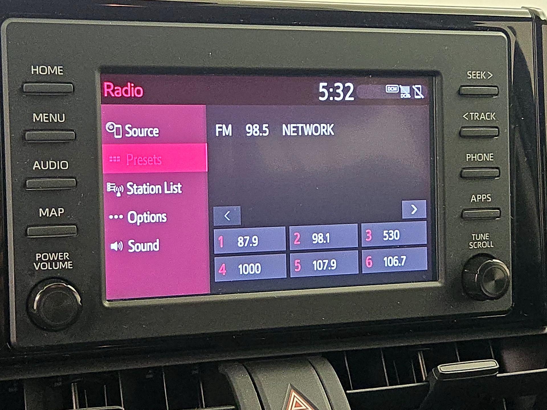 Thumbnail: 2019 Toyota RAV4 - 15