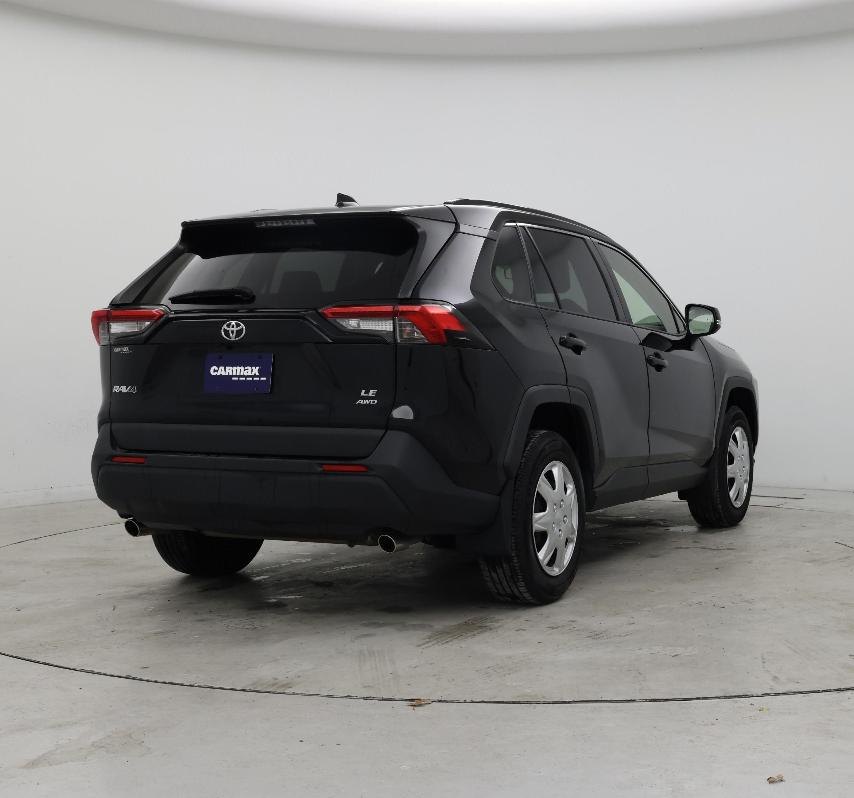 Thumbnail: 2019 Toyota RAV4 - 8