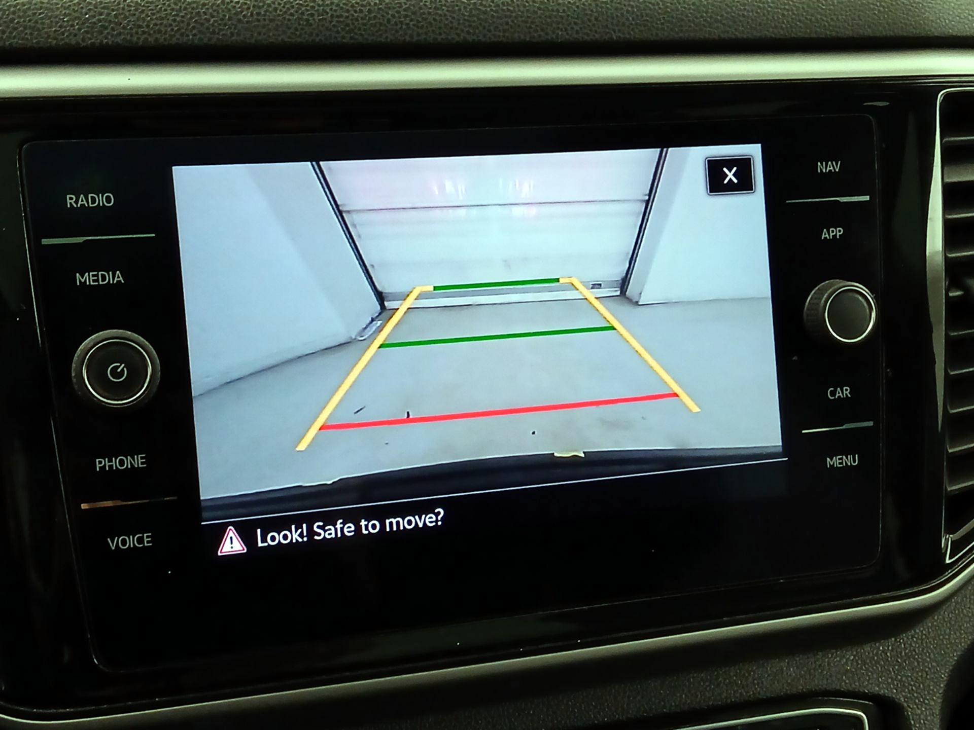 Thumbnail: 2021 Volkswagen Atlas - 15