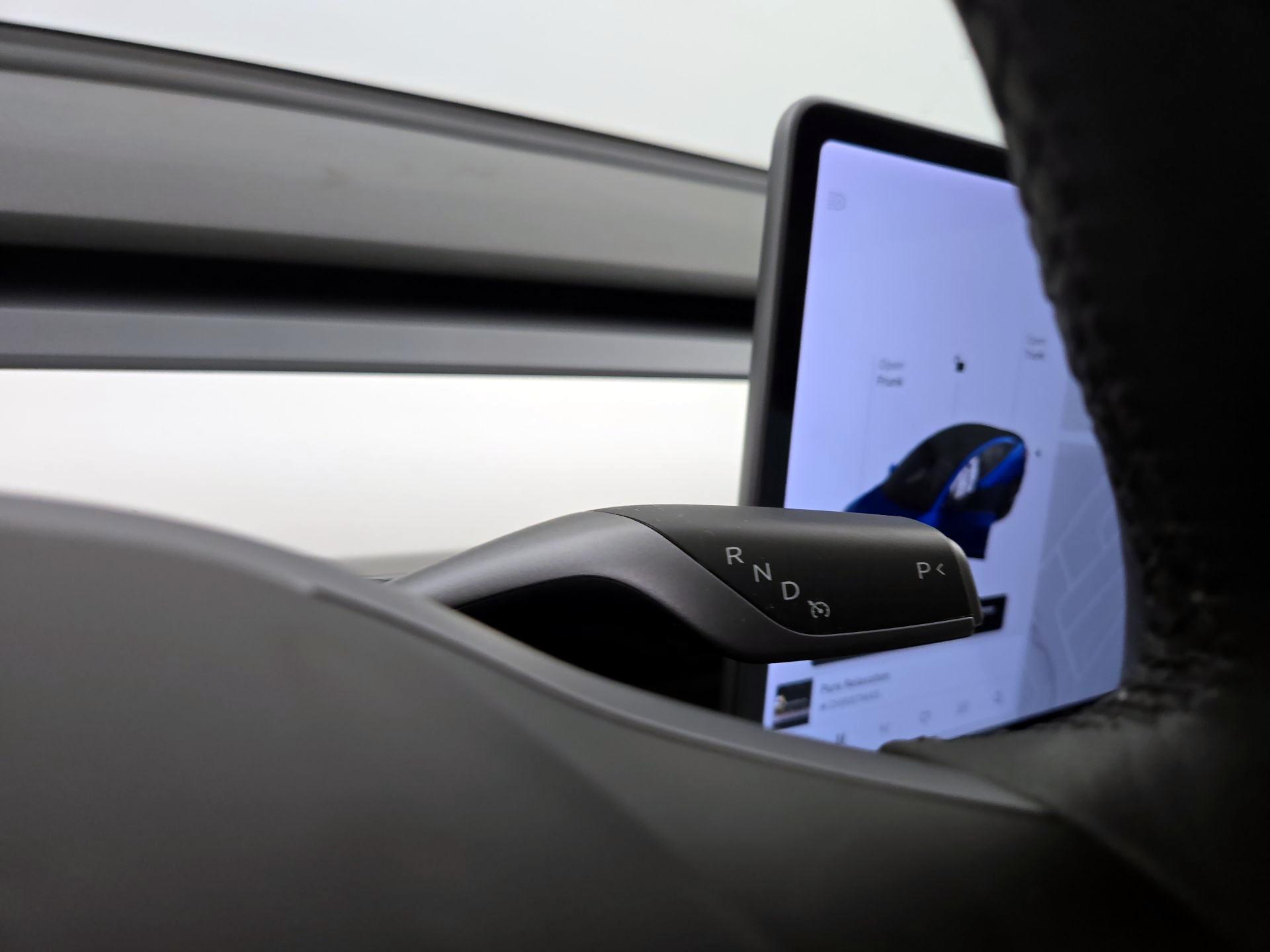 Thumbnail: 2022 Tesla Model 3 - 17