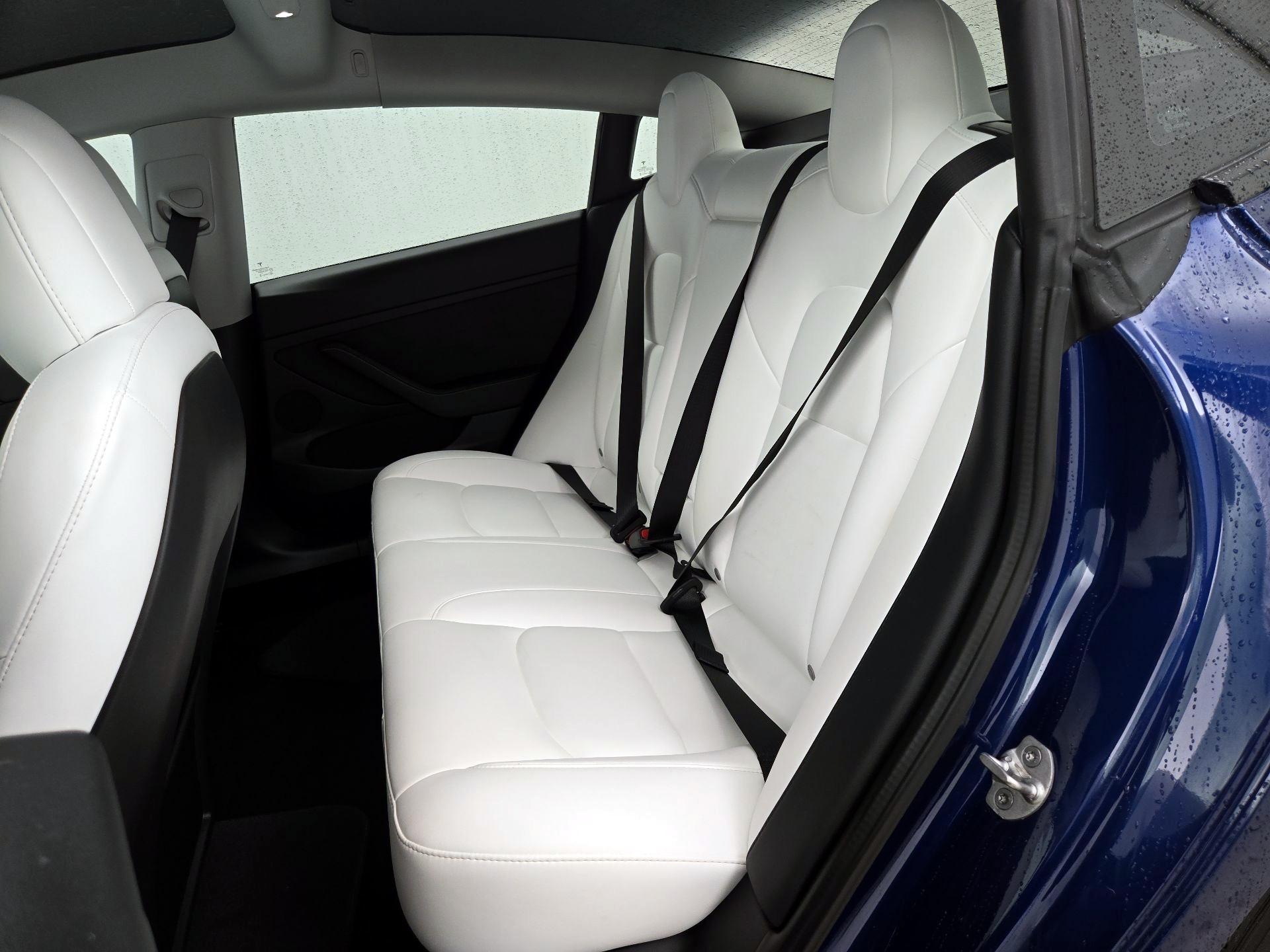 Thumbnail: 2022 Tesla Model 3 - 19