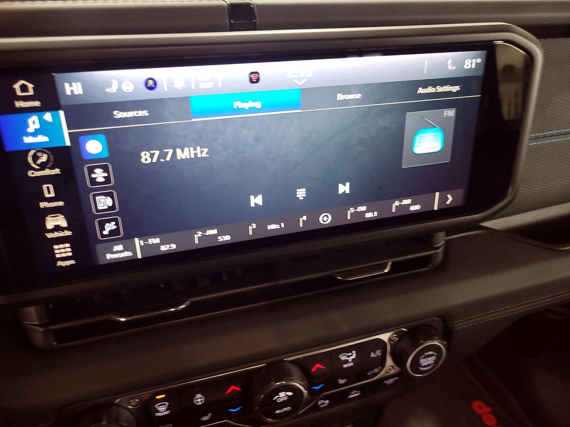 Thumbnail: 2024 Jeep Wrangler - 15