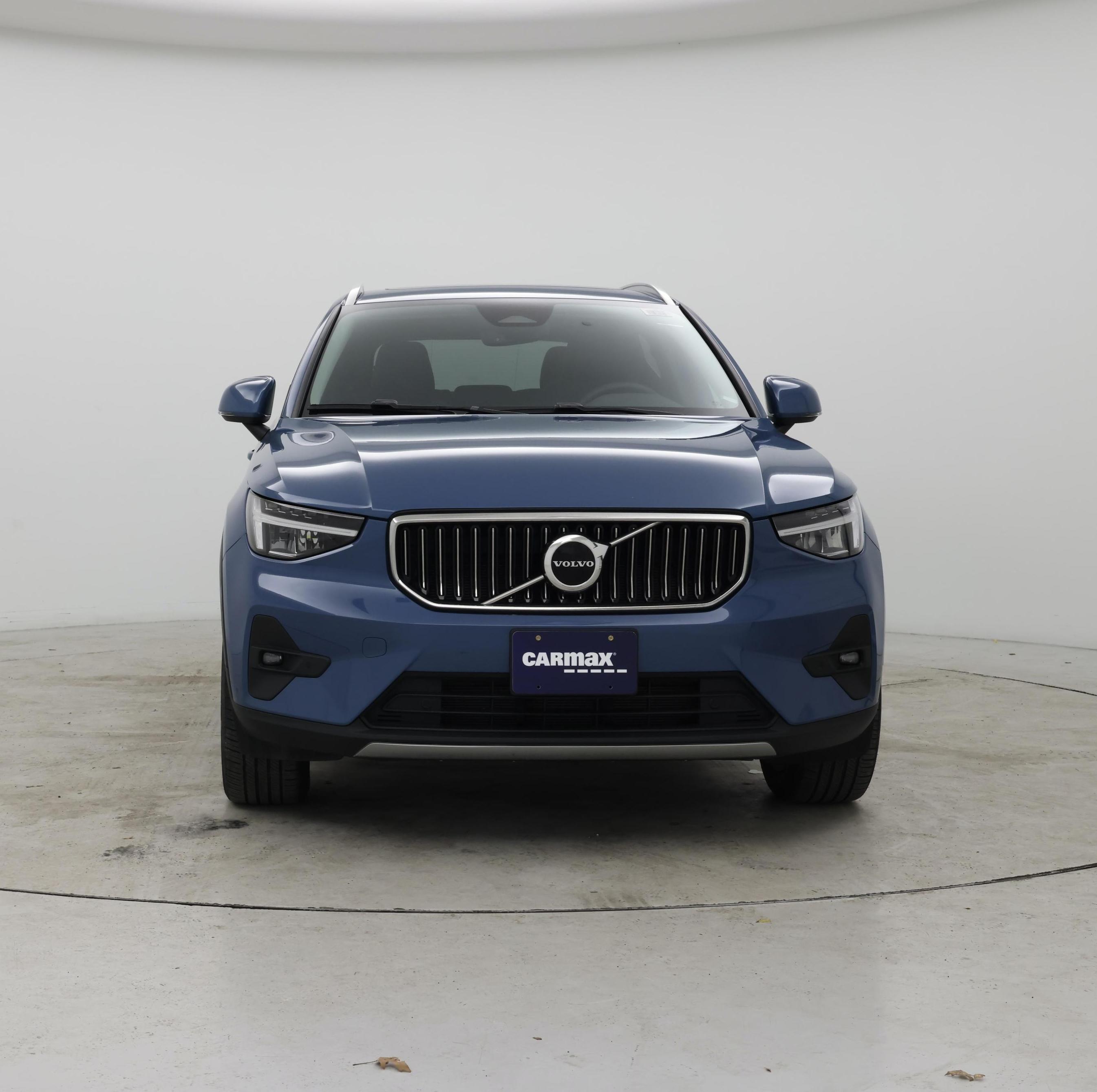 Thumbnail: 2023 Volvo XC40 - 5