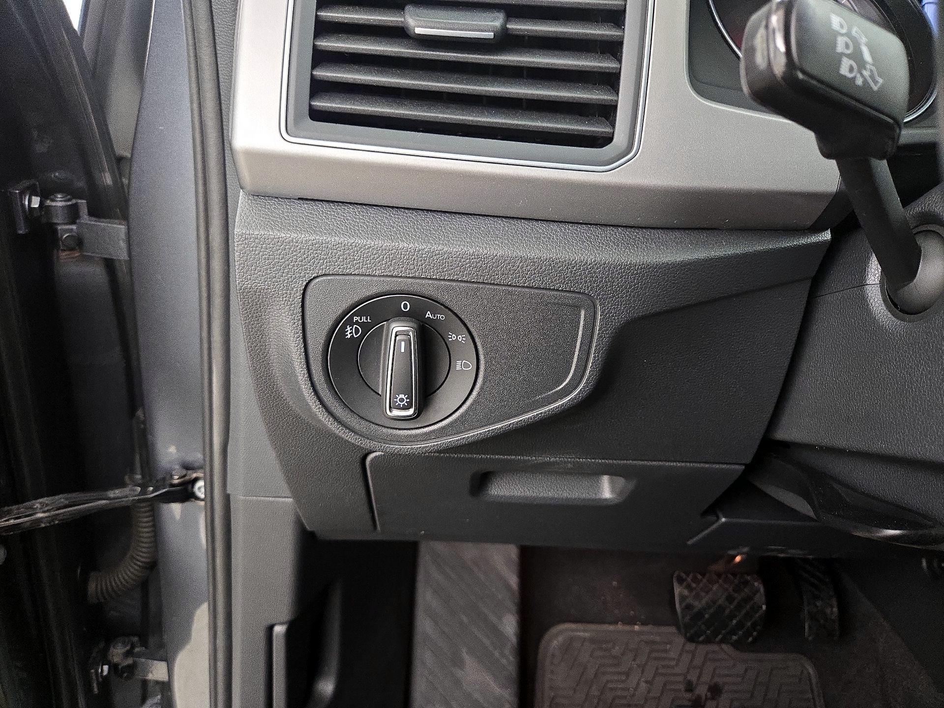 Thumbnail: 2019 Volkswagen Atlas - 13