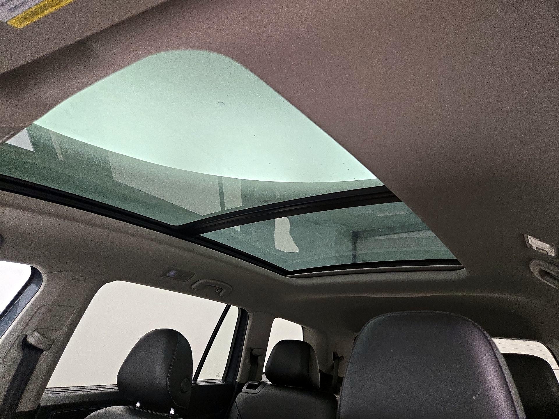 Thumbnail: 2019 Volkswagen Atlas - 19