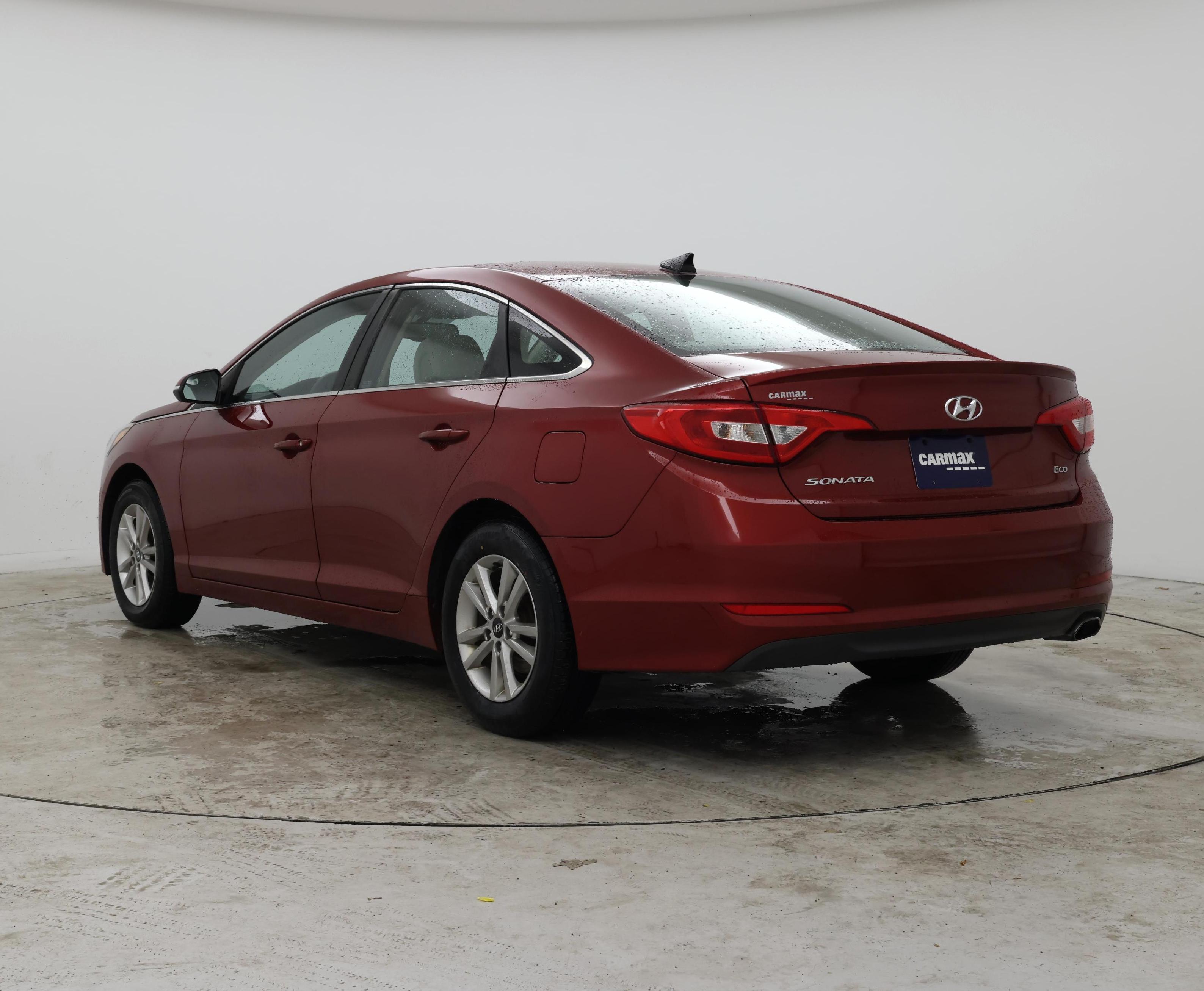 Thumbnail: 2016 Hyundai Sonata - 2