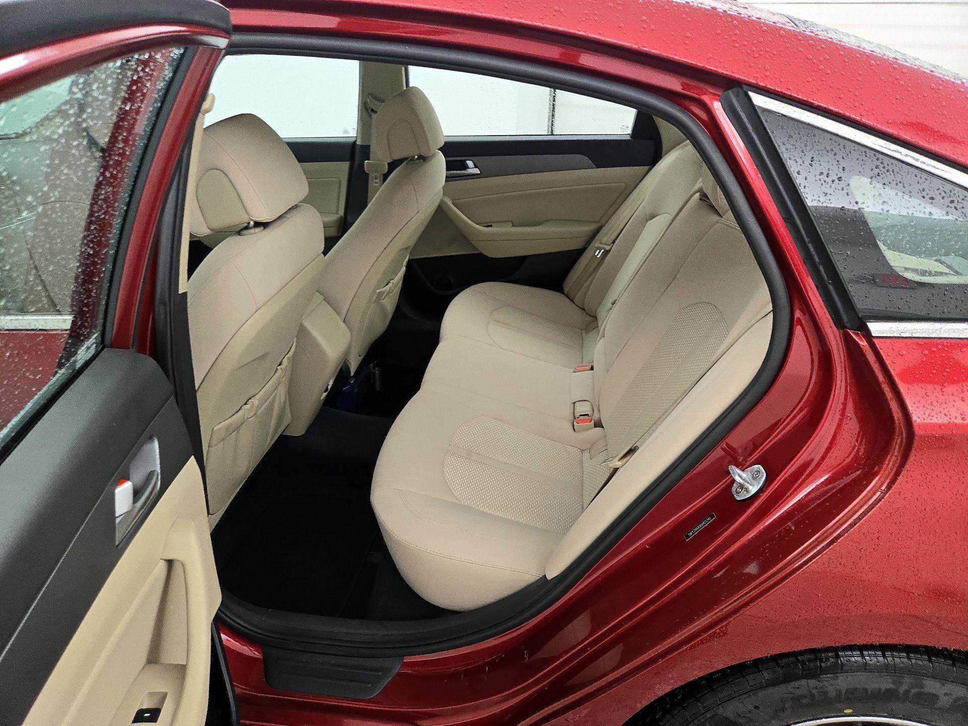 Thumbnail: 2016 Hyundai Sonata - 19