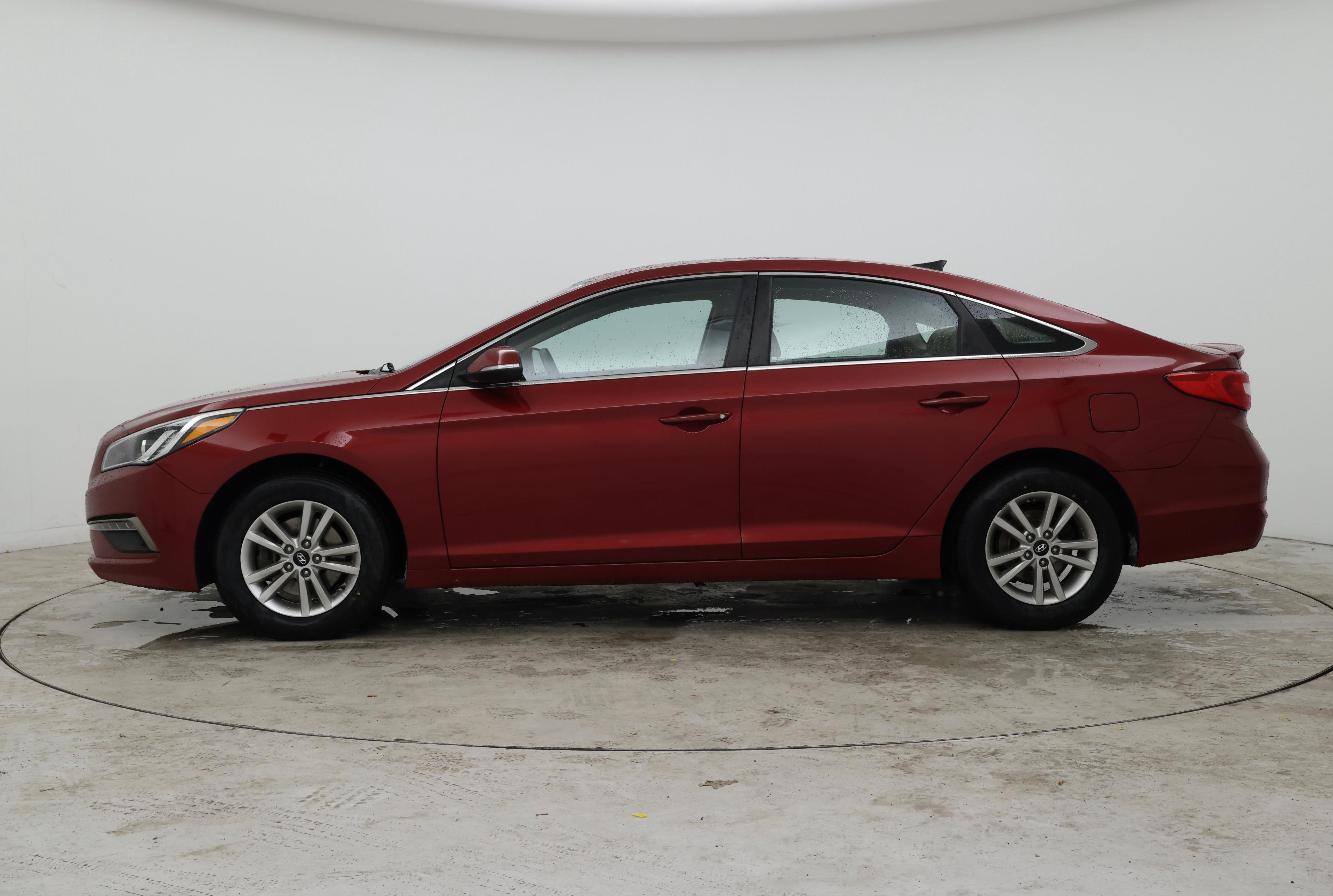 Thumbnail: 2016 Hyundai Sonata - 3