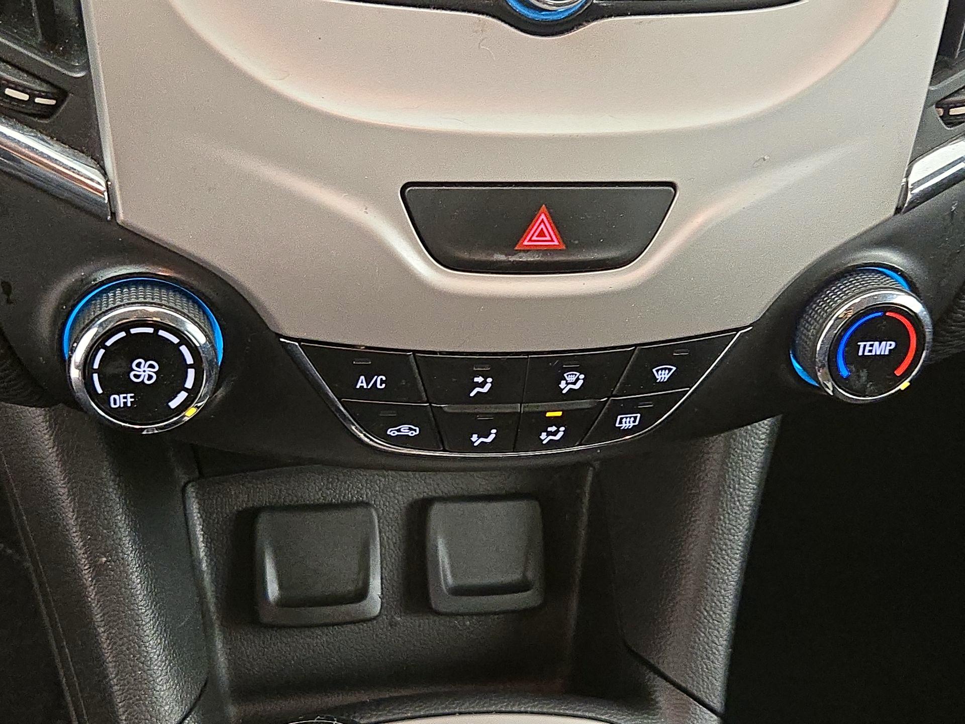 Thumbnail: 2017 Chevrolet Cruze - 16