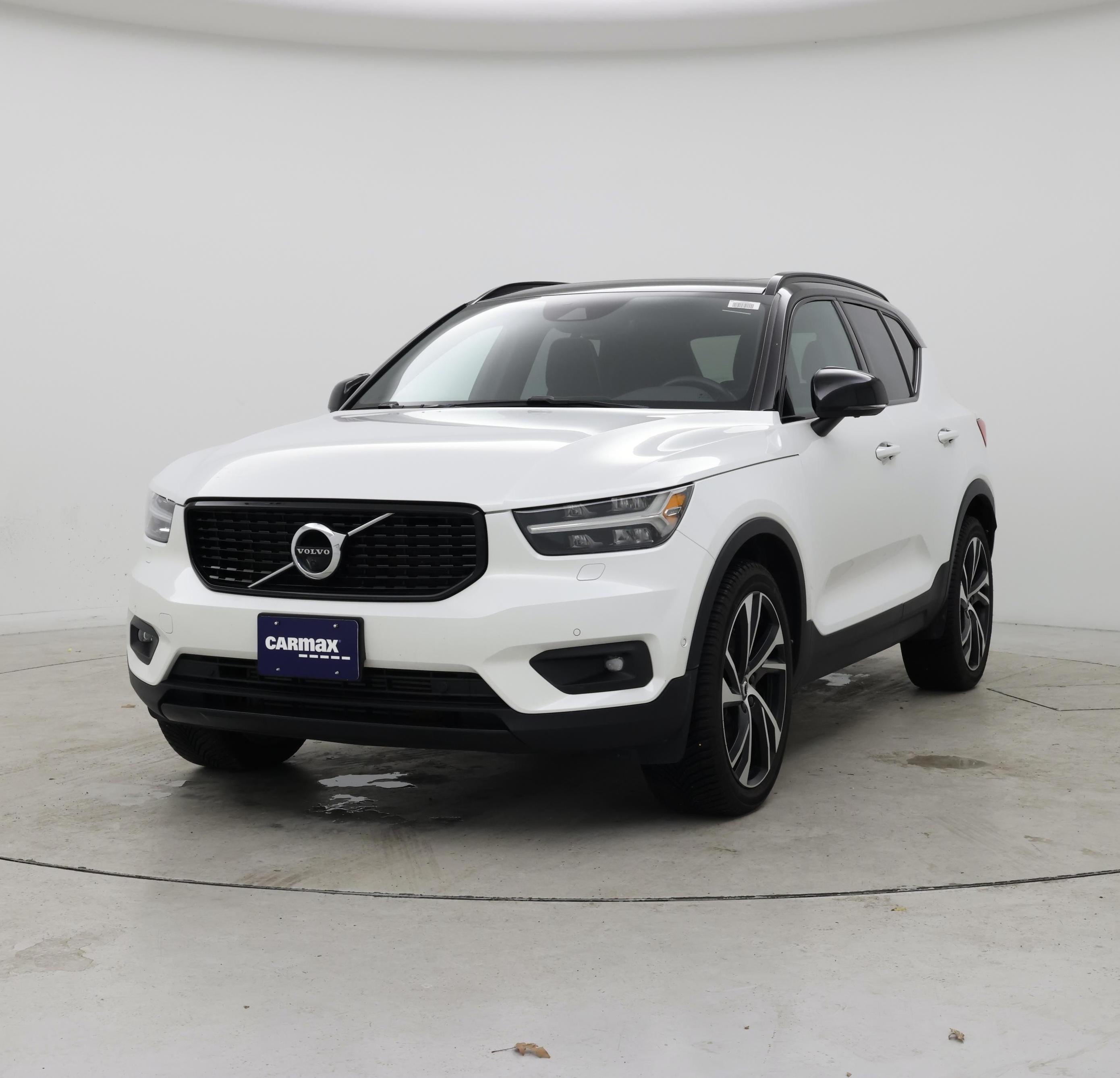 Thumbnail: 2021 Volvo XC40 - 4