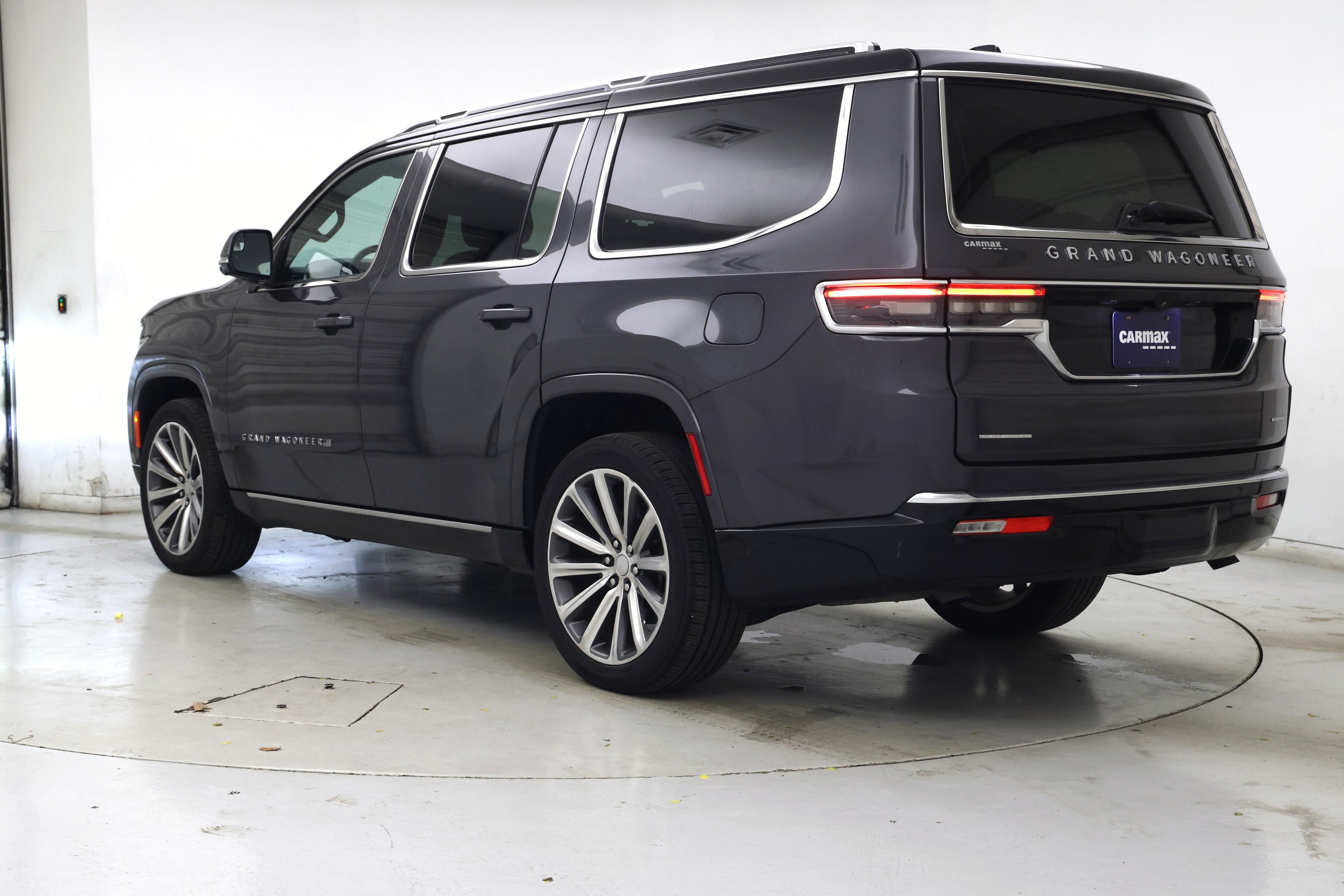 Thumbnail: 2022 Jeep Grand Wagoneer - 2