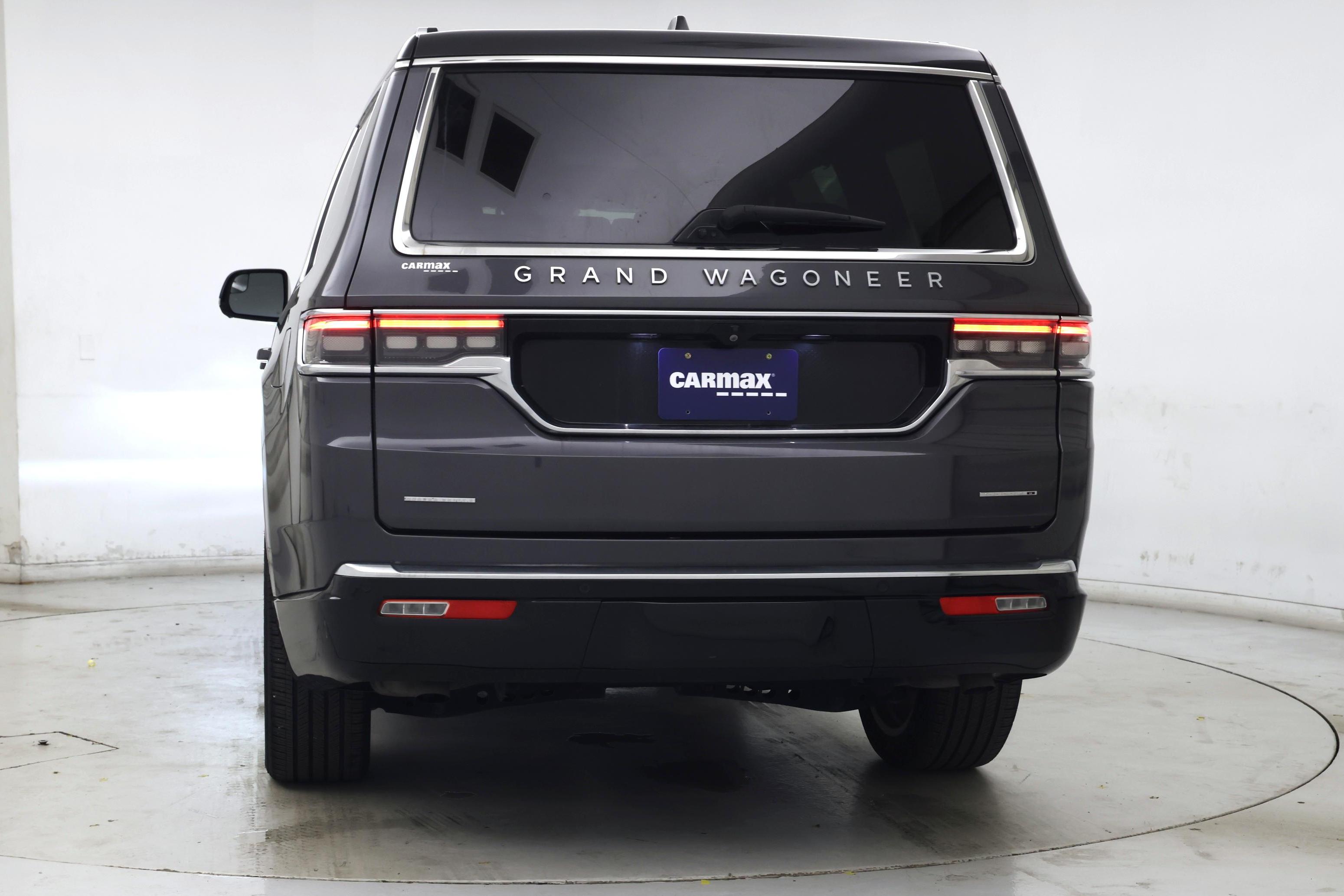 Thumbnail: 2022 Jeep Grand Wagoneer - 6