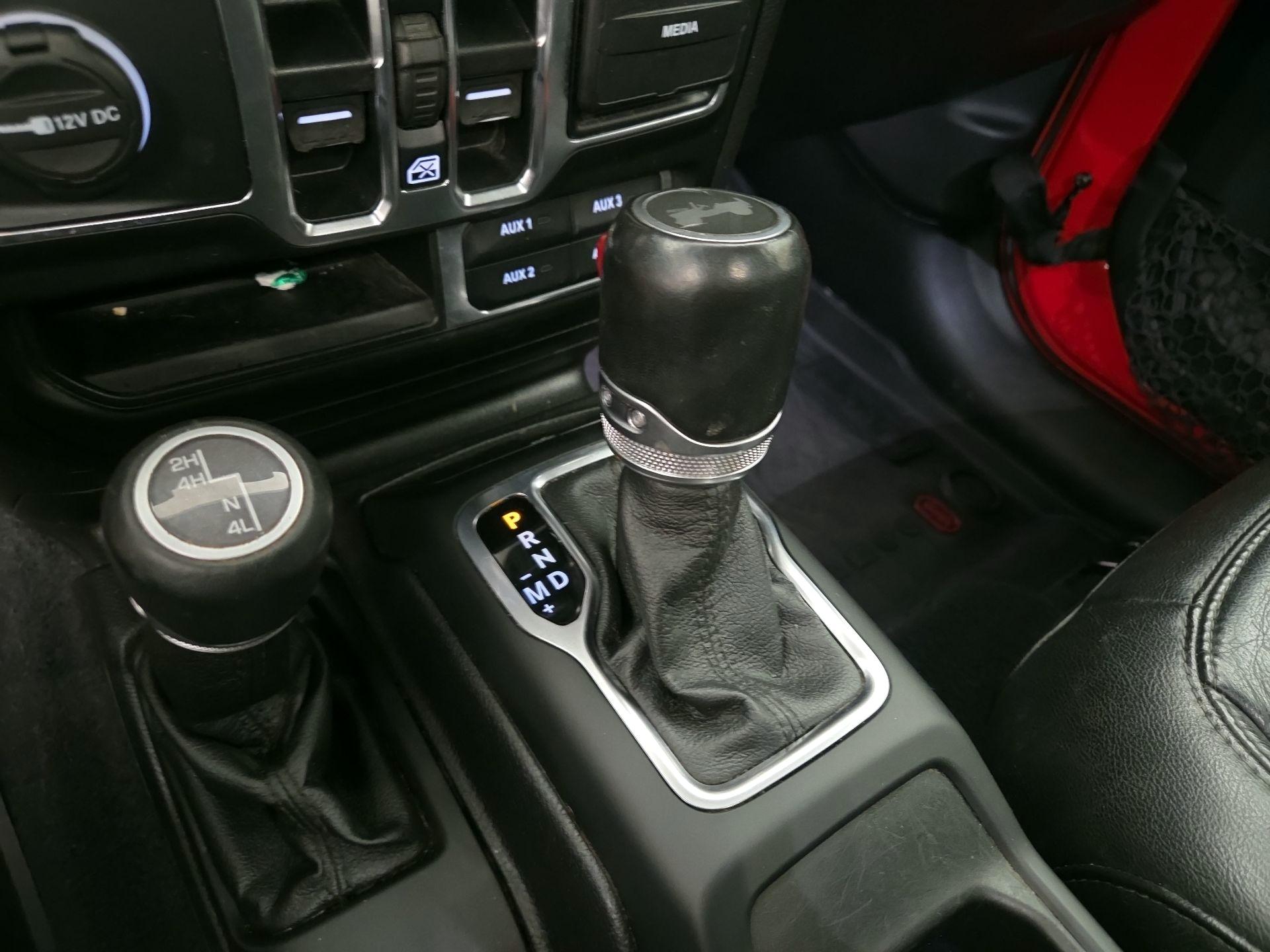 Thumbnail: 2020 Jeep Wrangler - 17