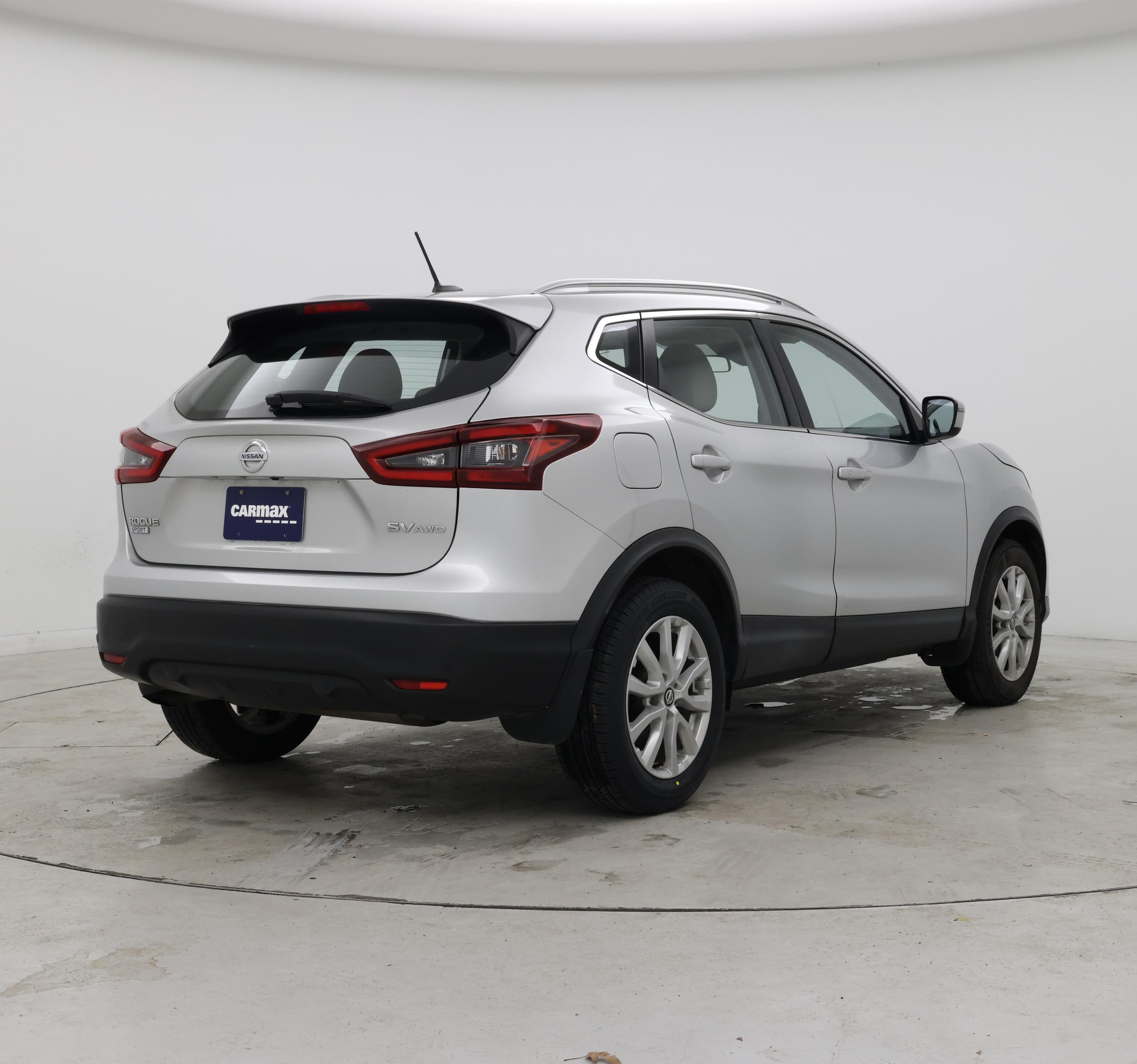 Thumbnail: 2020 Nissan Rogue Sport - 8