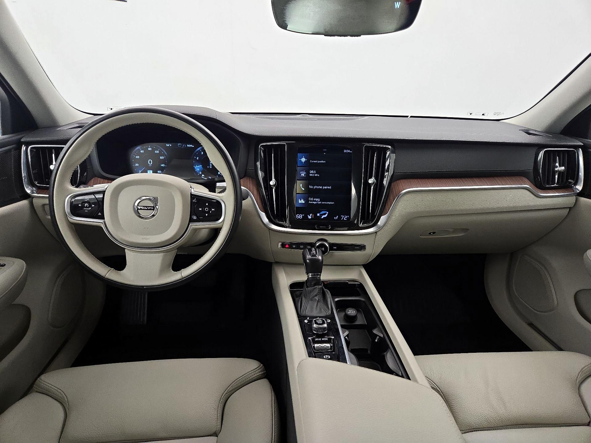 Thumbnail: 2019 Volvo S60 - 9